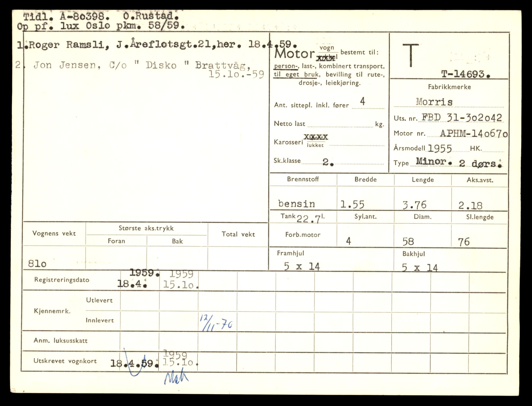 Møre og Romsdal vegkontor - Ålesund trafikkstasjon, AV/SAT-A-4099/F/Fe/L0047: Registreringskort for kjøretøy T 14580 - T 14720, 1927-1998, s. 2625