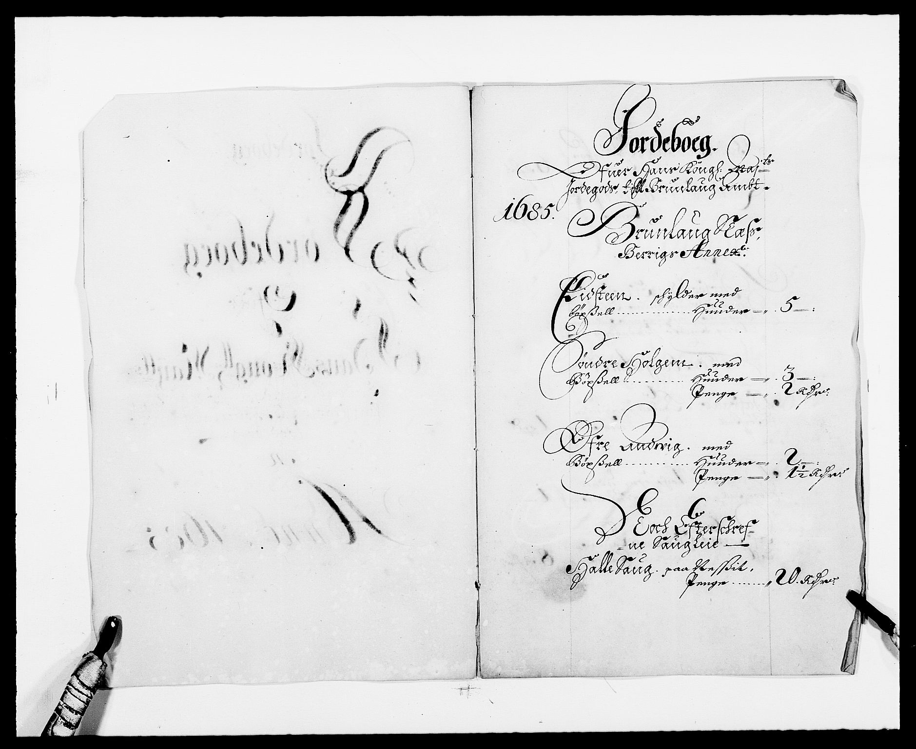 Rentekammeret inntil 1814, Reviderte regnskaper, Fogderegnskap, RA/EA-4092/R33/L1970: Fogderegnskap Larvik grevskap, 1675-1687, s. 2