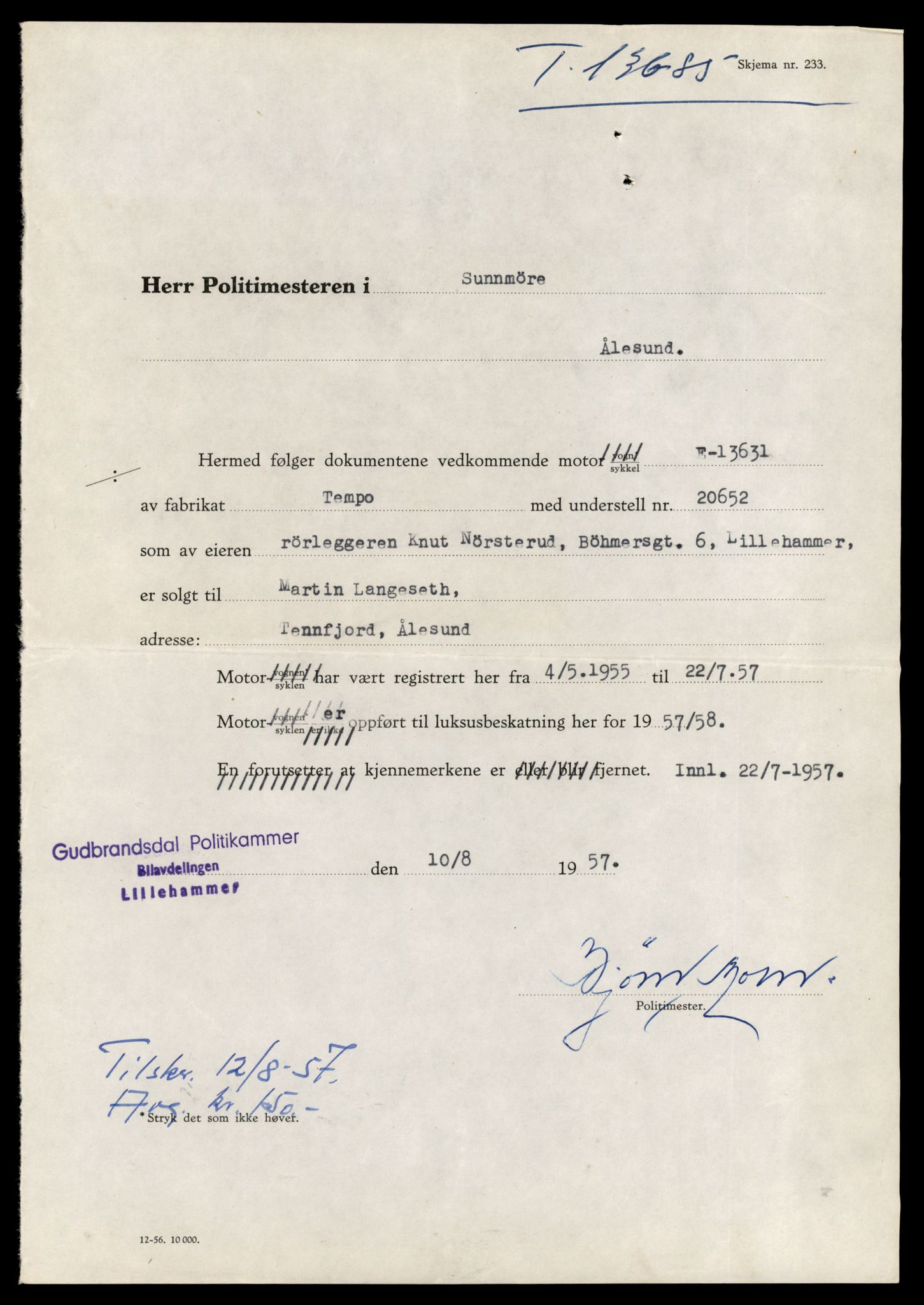 Møre og Romsdal vegkontor - Ålesund trafikkstasjon, AV/SAT-A-4099/F/Fe/L0040: Registreringskort for kjøretøy T 13531 - T 13709, 1927-1998, s. 2659