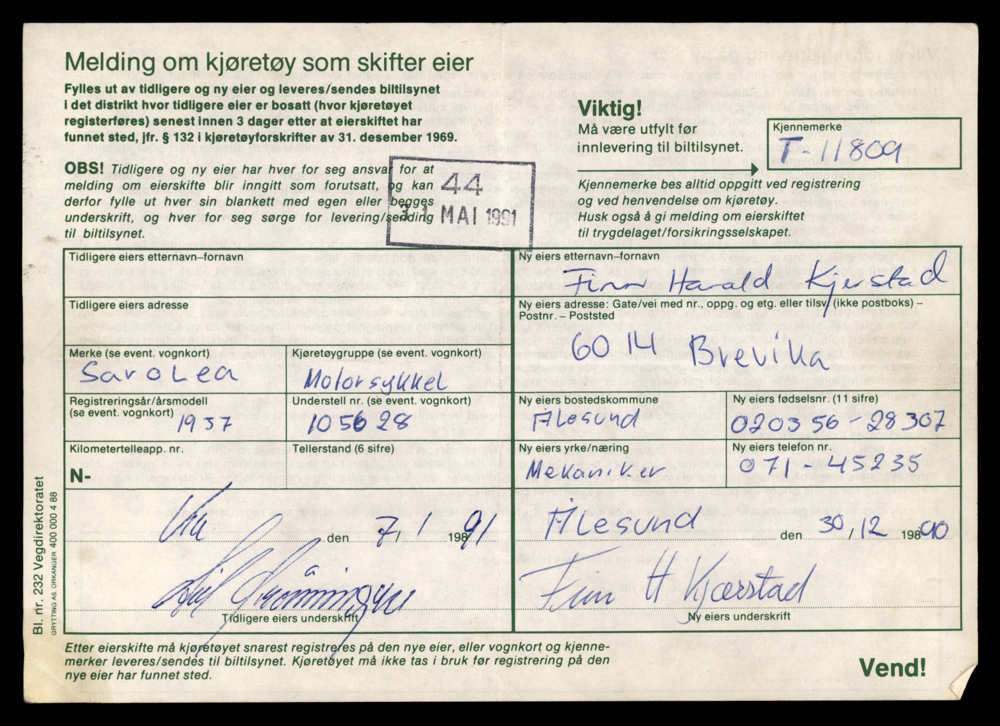 Møre og Romsdal vegkontor - Ålesund trafikkstasjon, AV/SAT-A-4099/F/Fe/L0031: Registreringskort for kjøretøy T 11800 - T 11996, 1927-1998, s. 207