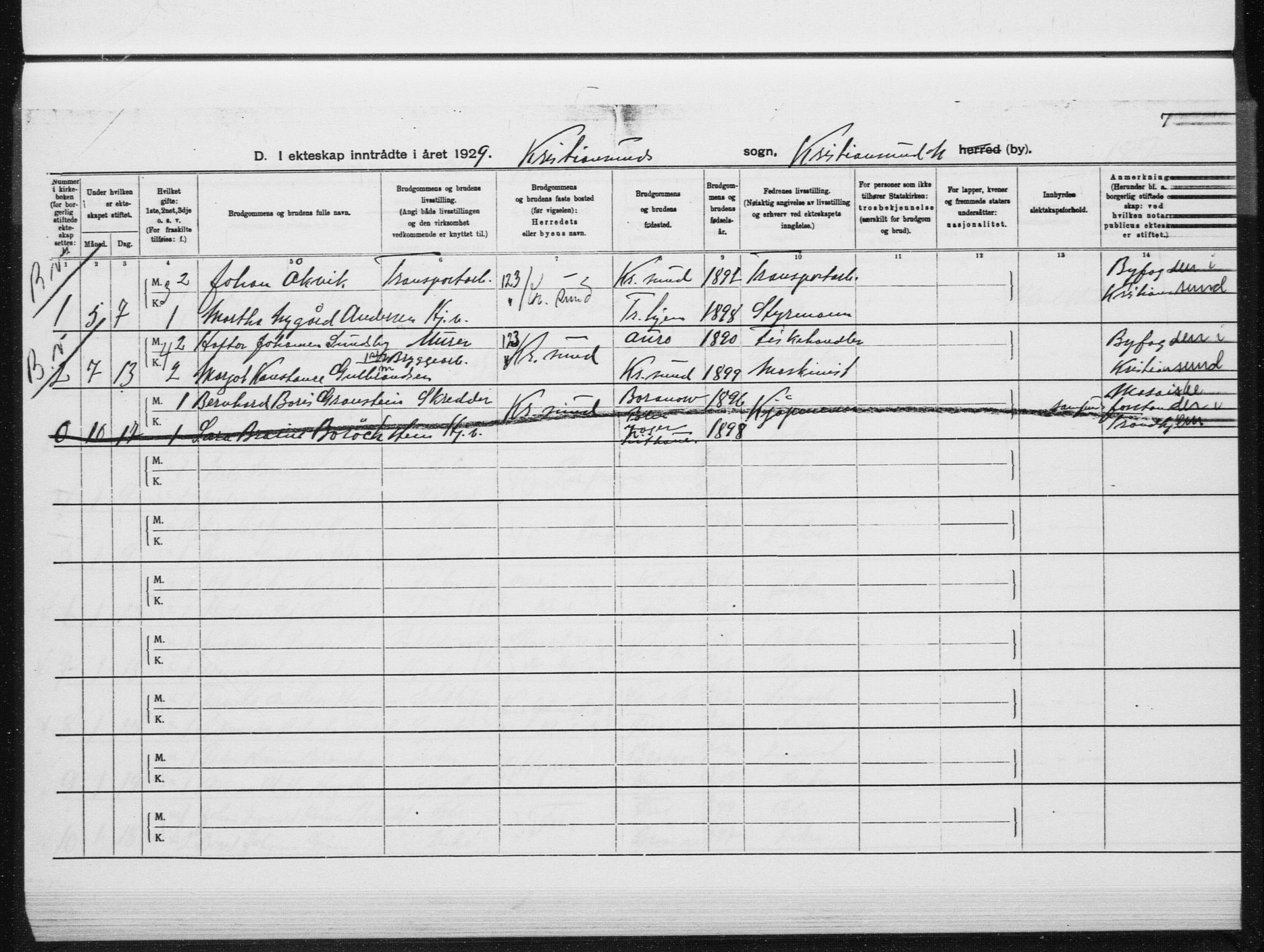 Ministerialprotokoller, klokkerbøker og fødselsregistre - Møre og Romsdal, AV/SAT-A-1454/572/L0862: Ministerialbok nr. 572D06, 1917-1935