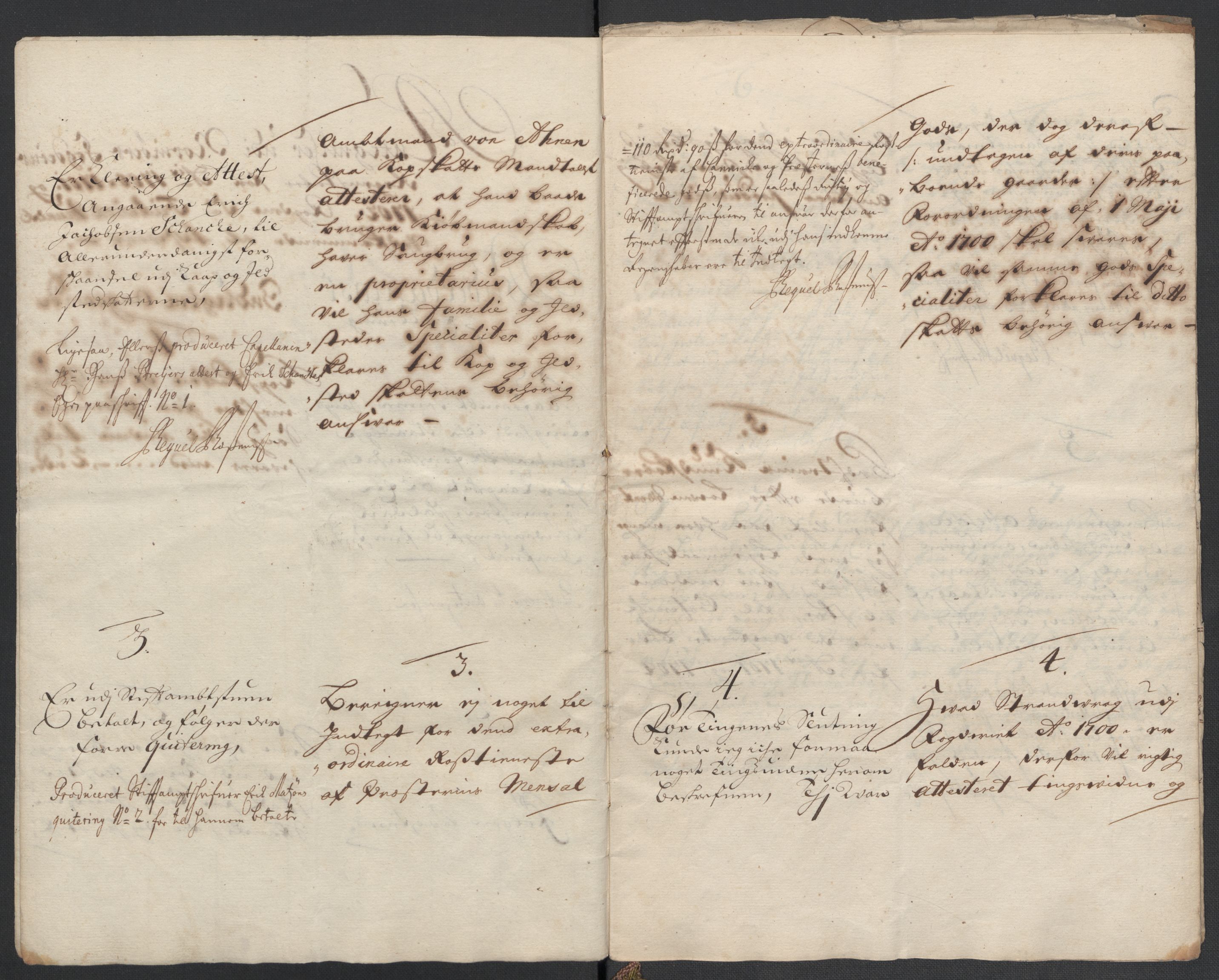 Rentekammeret inntil 1814, Reviderte regnskaper, Fogderegnskap, AV/RA-EA-4092/R56/L3739: Fogderegnskap Nordmøre, 1700-1702, s. 542