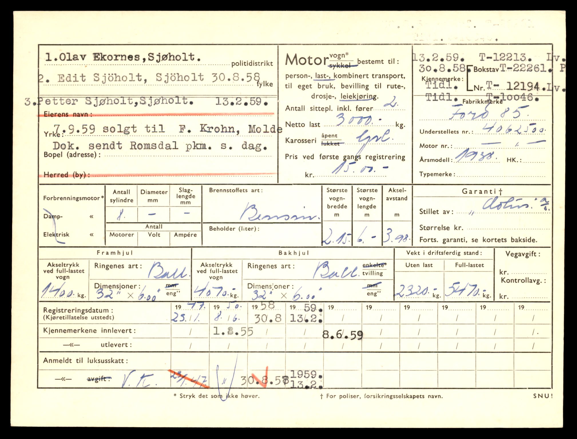 Møre og Romsdal vegkontor - Ålesund trafikkstasjon, AV/SAT-A-4099/F/Fe/L0033: Registreringskort for kjøretøy T 12151 - T 12474, 1927-1998, s. 1575