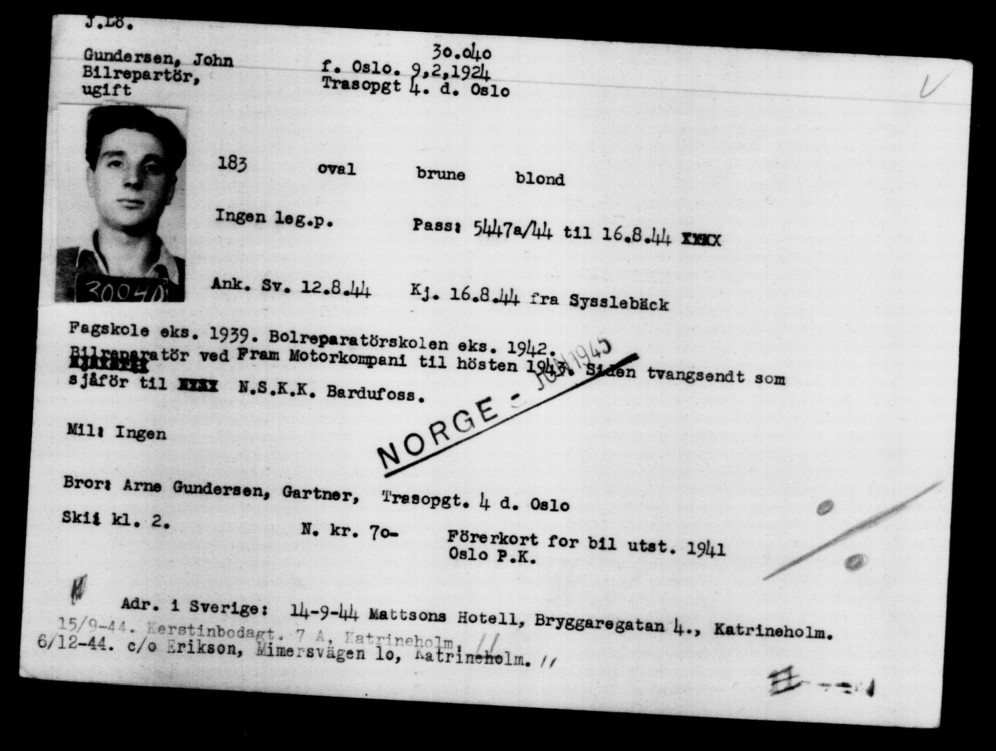Utenriksstasjonene, Legasjonen i Stockholm, Flyktningkontoret, AV/RA-S-6753/V/Va/L0012: Kjesäterkartoteket, flyktninger med registreringsnr. 28300-31566, 1940-1945, s. 1921