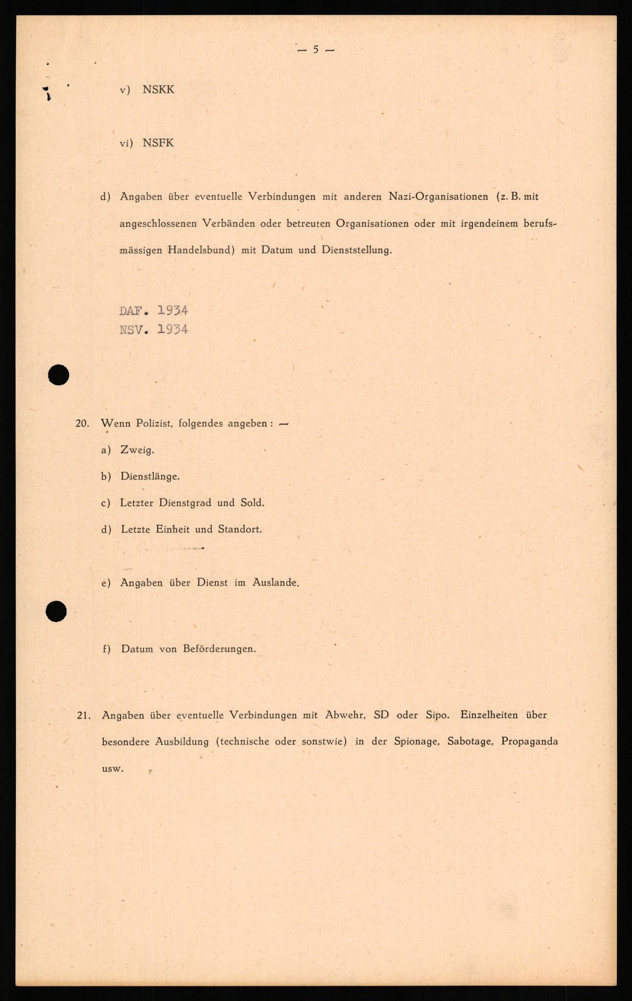 Forsvaret, Forsvarets overkommando II, AV/RA-RAFA-3915/D/Db/L0021: CI Questionaires. Tyske okkupasjonsstyrker i Norge. Tyskere., 1945-1946, s. 163