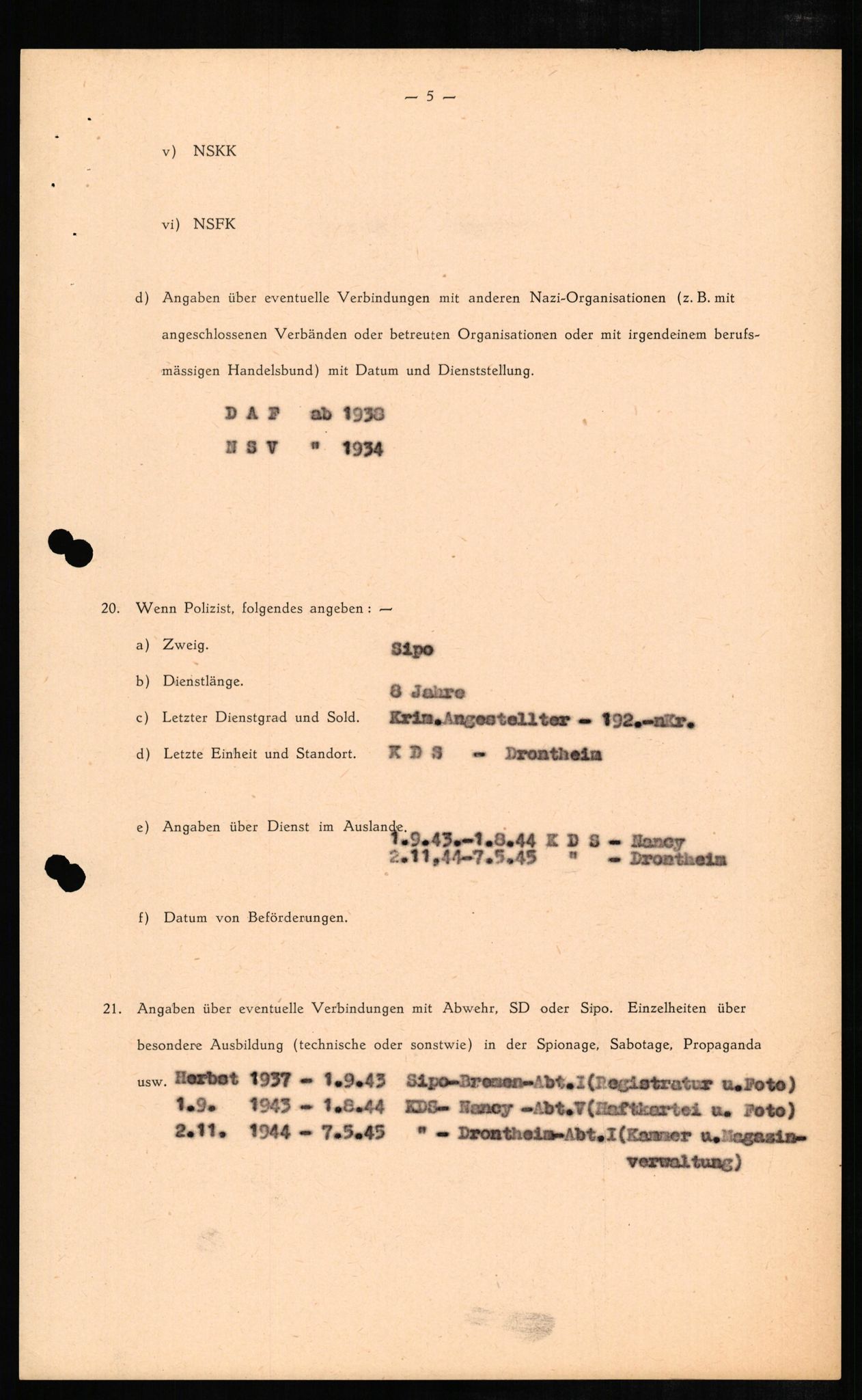 Forsvaret, Forsvarets overkommando II, AV/RA-RAFA-3915/D/Db/L0008: CI Questionaires. Tyske okkupasjonsstyrker i Norge. Tyskere., 1945-1946, s. 182