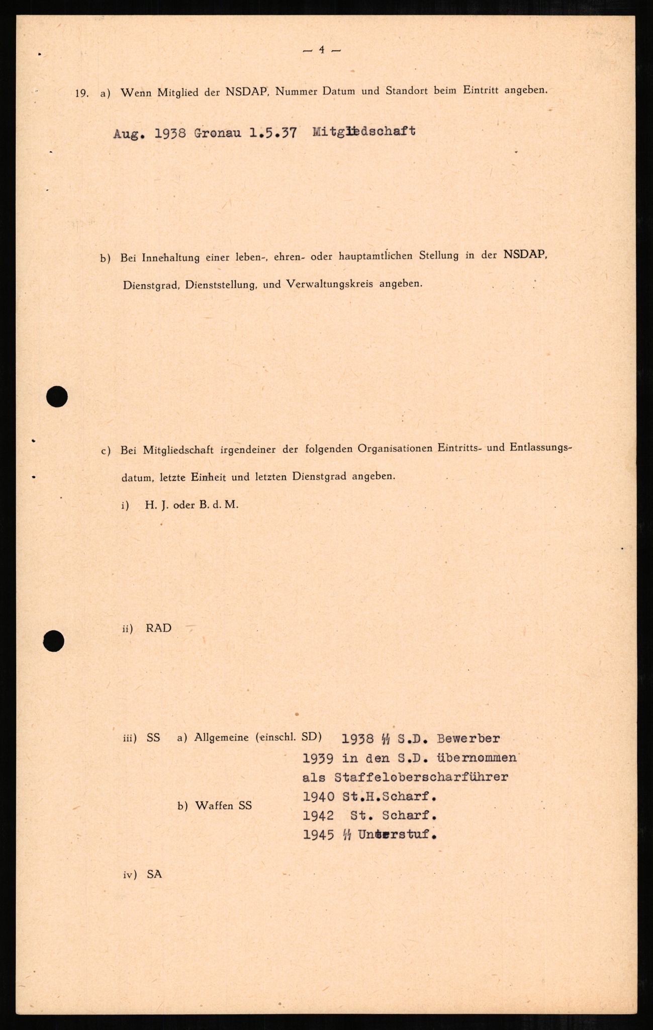 Forsvaret, Forsvarets overkommando II, AV/RA-RAFA-3915/D/Db/L0003: CI Questionaires. Tyske okkupasjonsstyrker i Norge. Tyskere., 1945-1946, s. 18