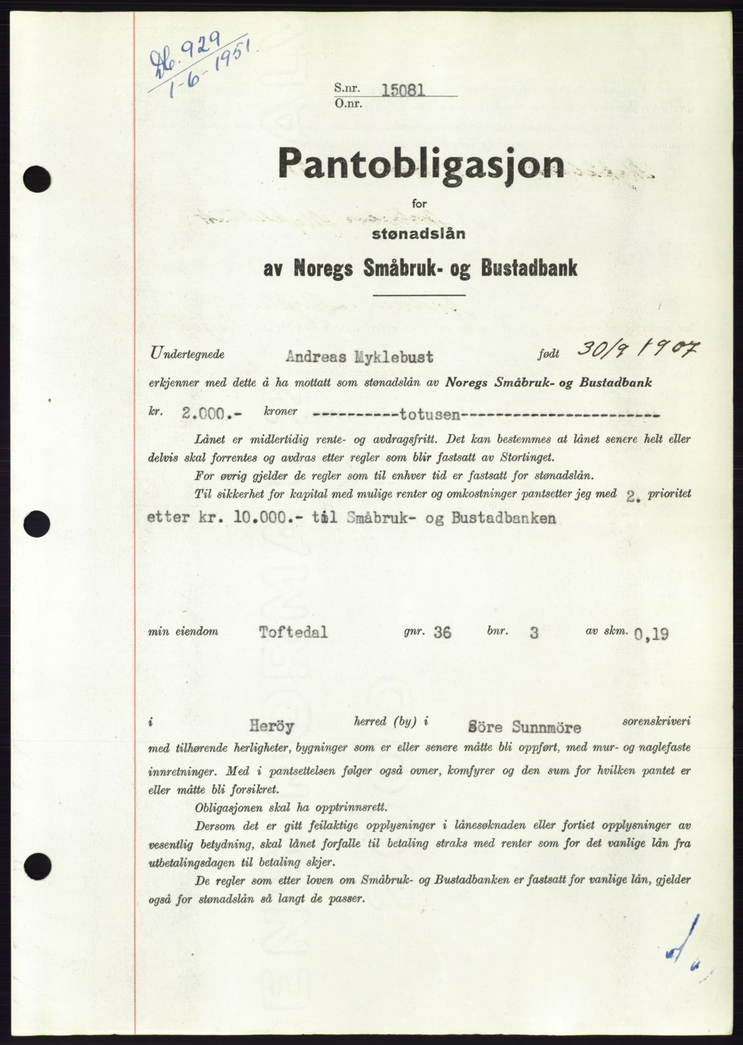 Søre Sunnmøre sorenskriveri, SAT/A-4122/1/2/2C/L0120: Pantebok nr. 8B, 1951-1951, Dagboknr: 929/1951