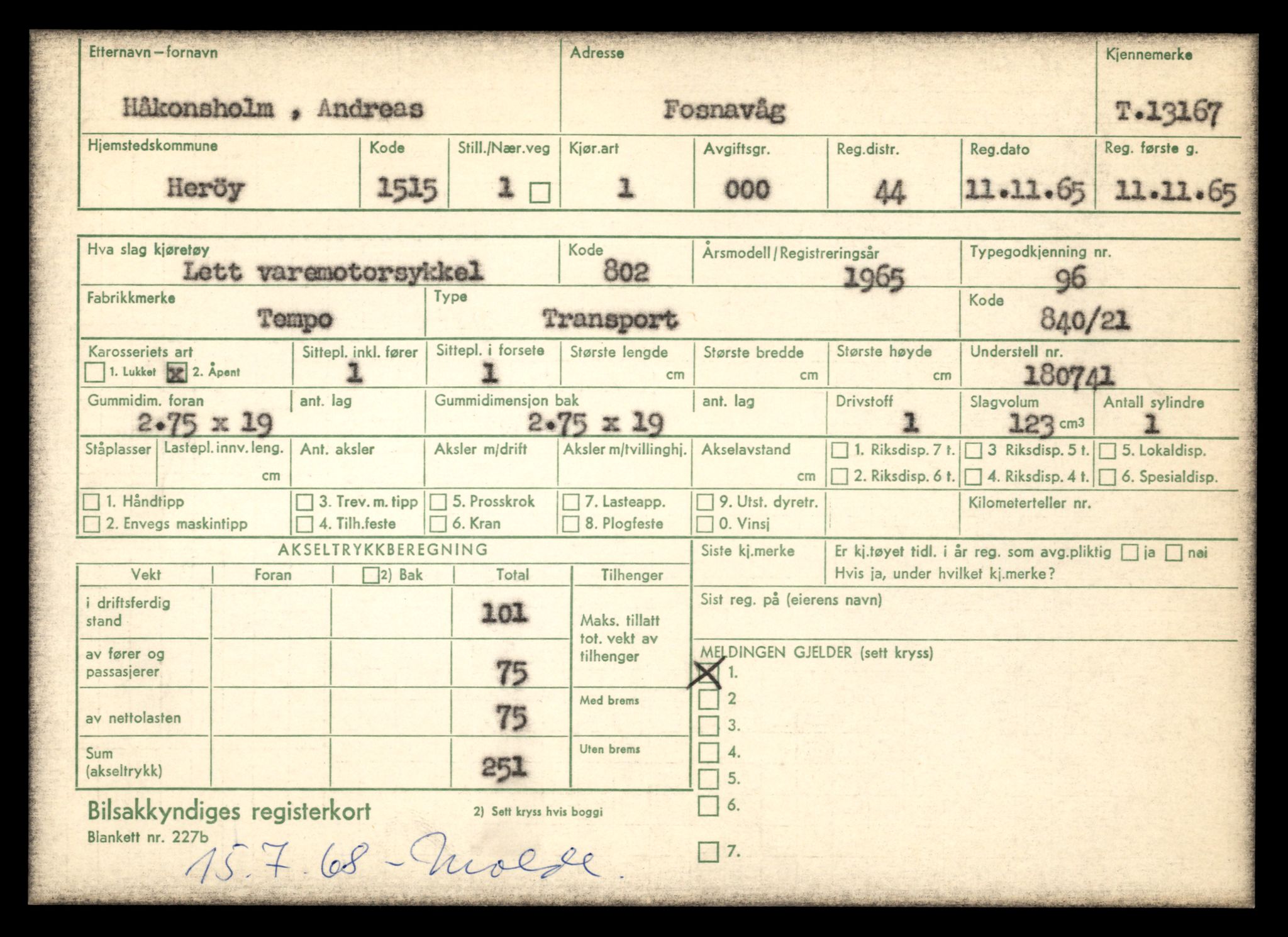 Møre og Romsdal vegkontor - Ålesund trafikkstasjon, AV/SAT-A-4099/F/Fe/L0037: Registreringskort for kjøretøy T 13031 - T 13179, 1927-1998, s. 2622