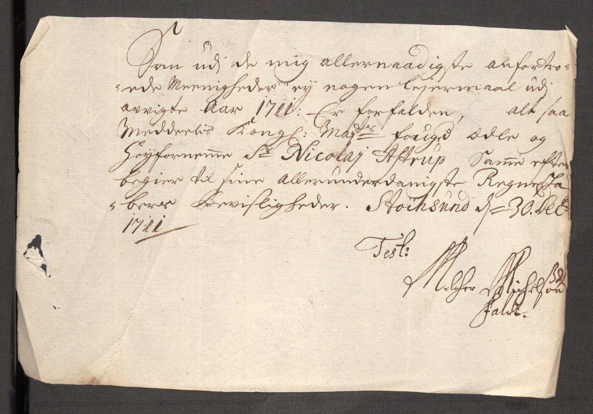 Rentekammeret inntil 1814, Reviderte regnskaper, Fogderegnskap, RA/EA-4092/R54/L3564: Fogderegnskap Sunnmøre, 1711, s. 132
