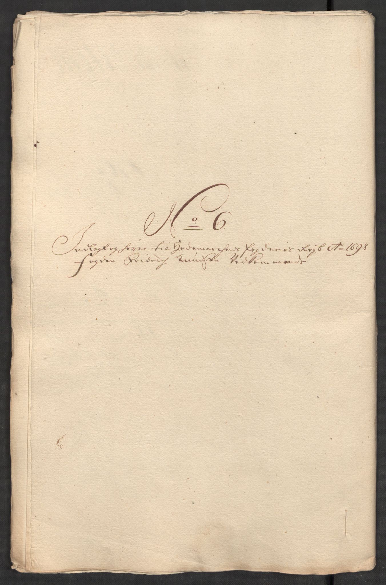 Rentekammeret inntil 1814, Reviderte regnskaper, Fogderegnskap, RA/EA-4092/R16/L1037: Fogderegnskap Hedmark, 1697-1698, s. 409