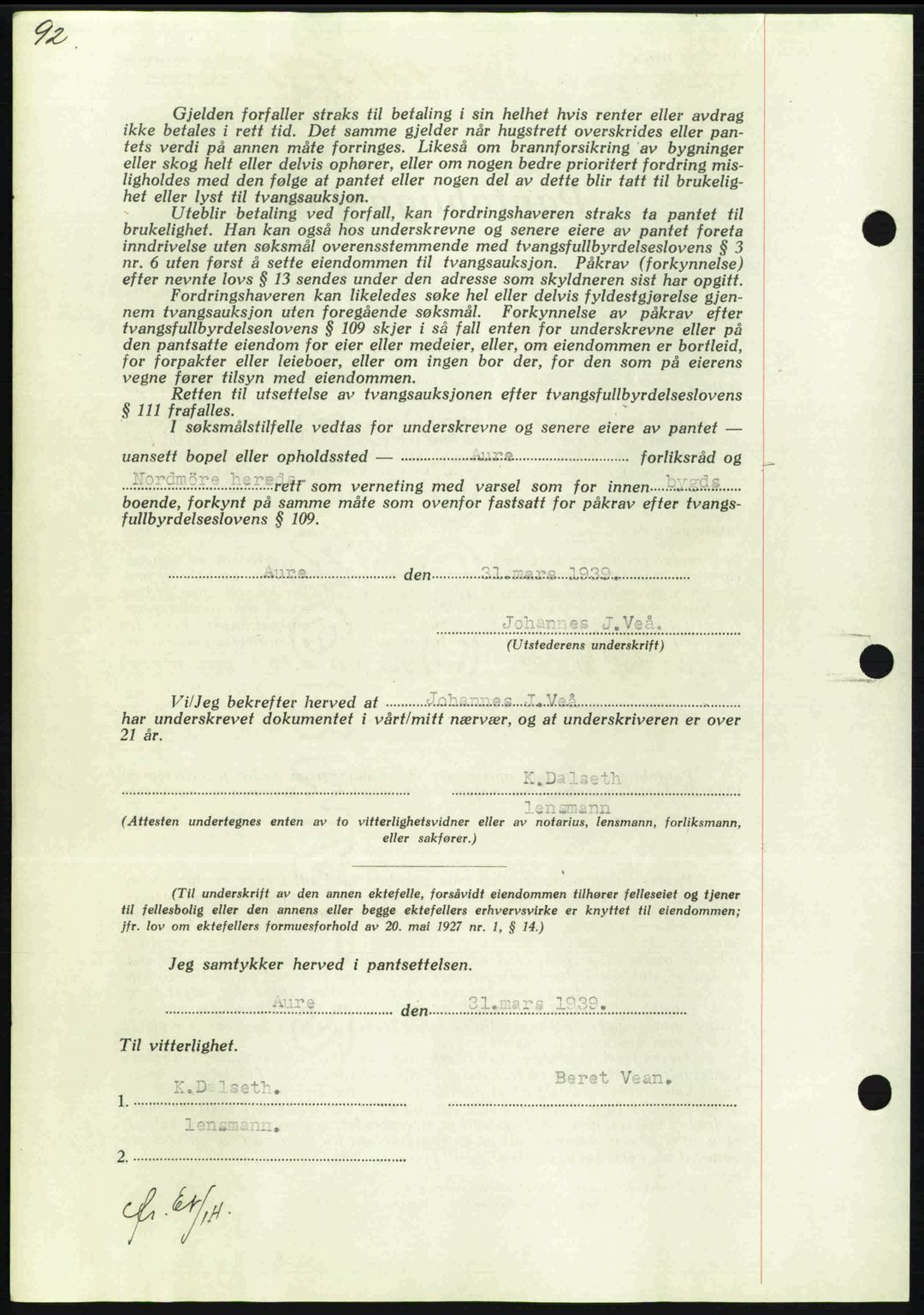 Nordmøre sorenskriveri, AV/SAT-A-4132/1/2/2Ca: Pantebok nr. B85, 1939-1939, Dagboknr: 904/1939