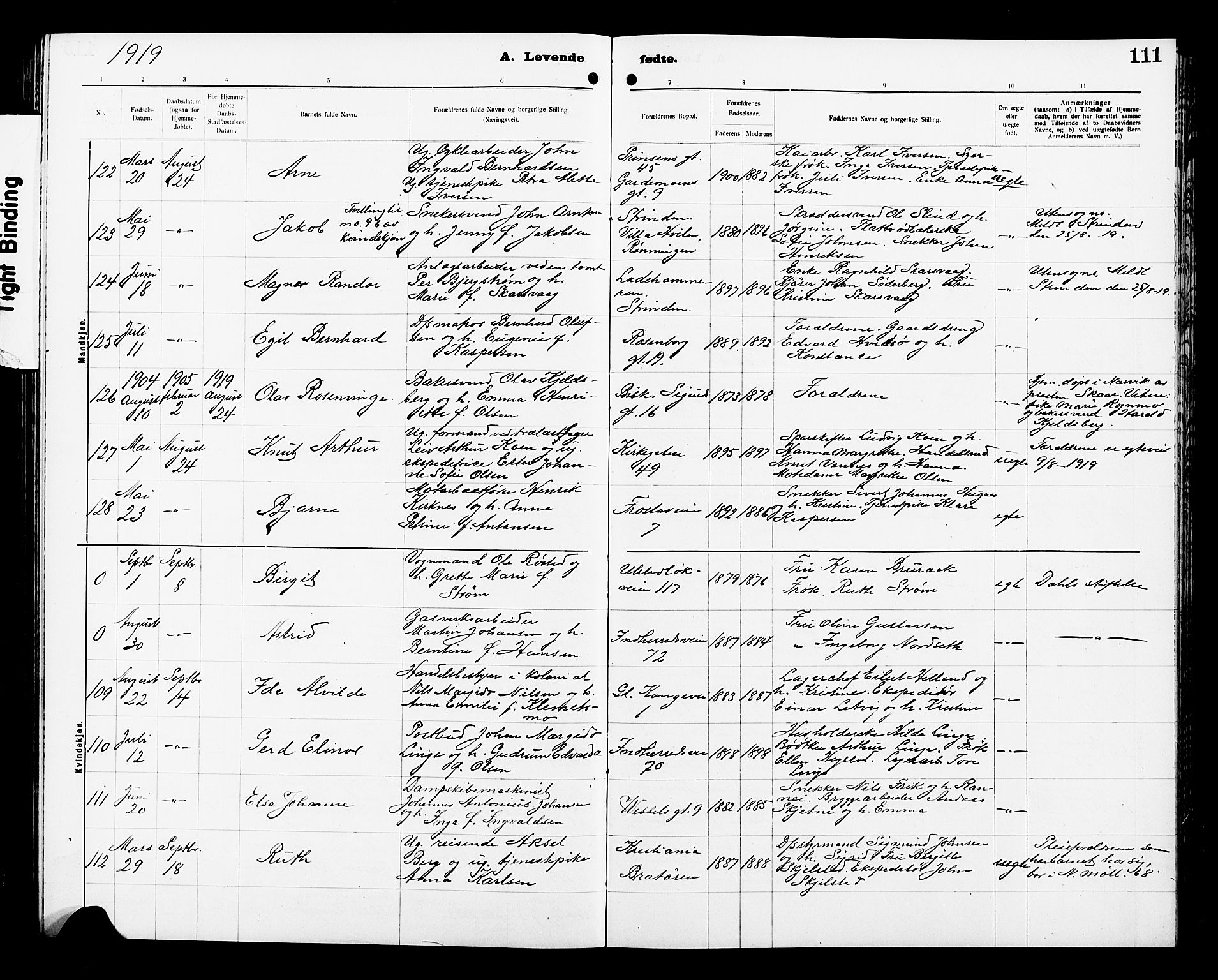 Ministerialprotokoller, klokkerbøker og fødselsregistre - Sør-Trøndelag, AV/SAT-A-1456/605/L0256: Klokkerbok nr. 605C03, 1916-1920, s. 111