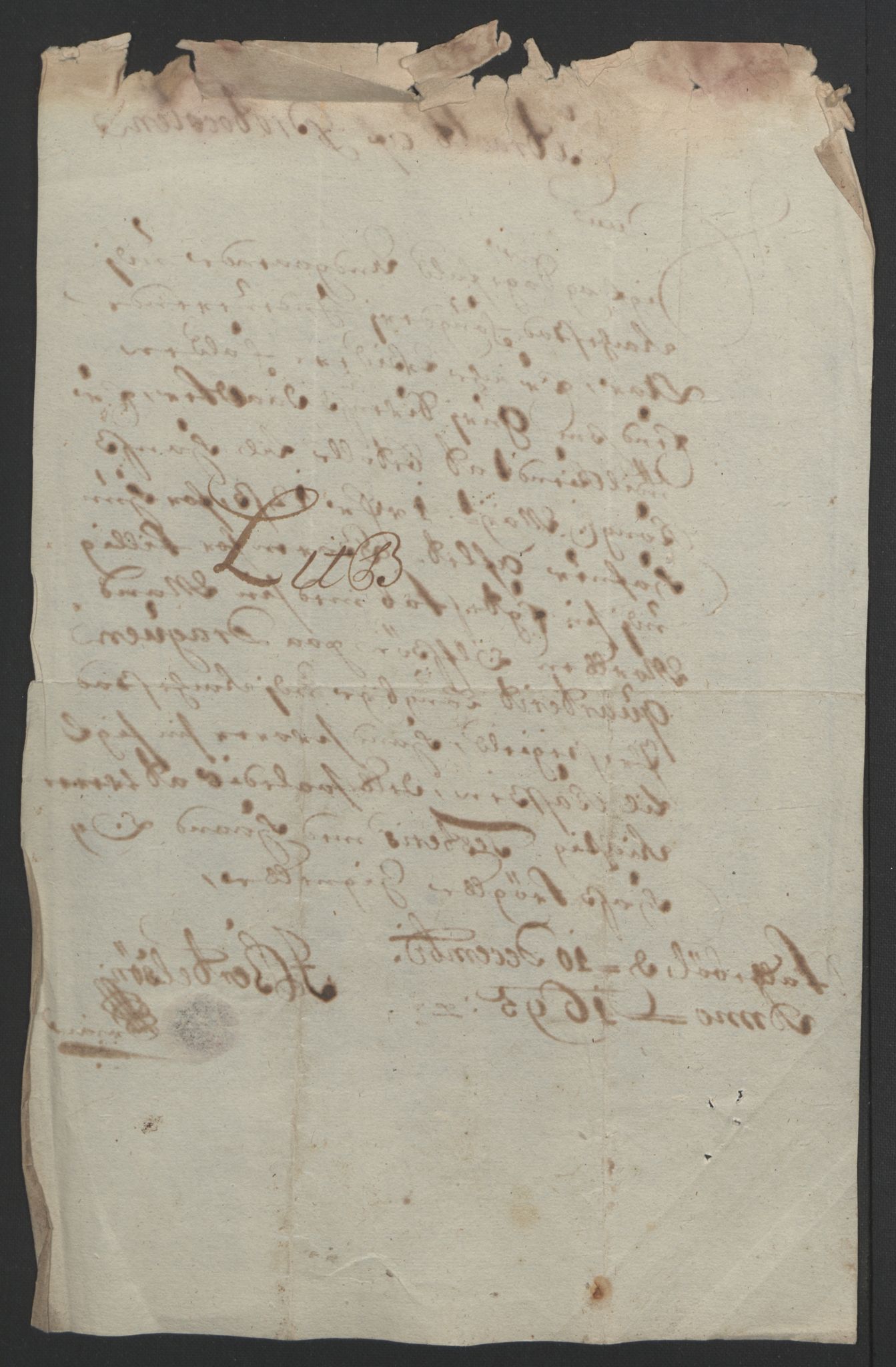 Rentekammeret inntil 1814, Reviderte regnskaper, Fogderegnskap, RA/EA-4092/R07/L0285: Fogderegnskap Rakkestad, Heggen og Frøland, 1695, s. 24