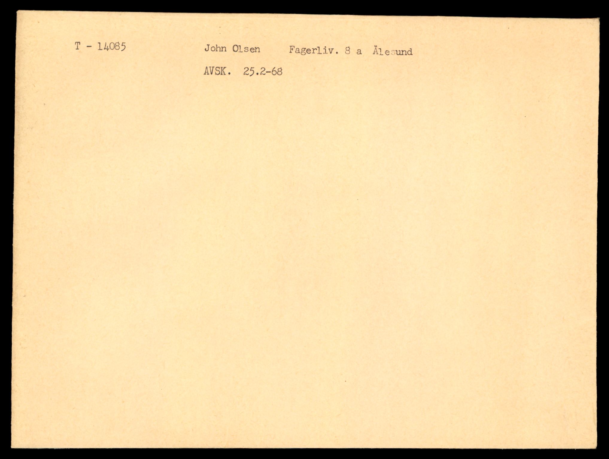 Møre og Romsdal vegkontor - Ålesund trafikkstasjon, AV/SAT-A-4099/F/Fe/L0043: Registreringskort for kjøretøy T 14080 - T 14204, 1927-1998, s. 137