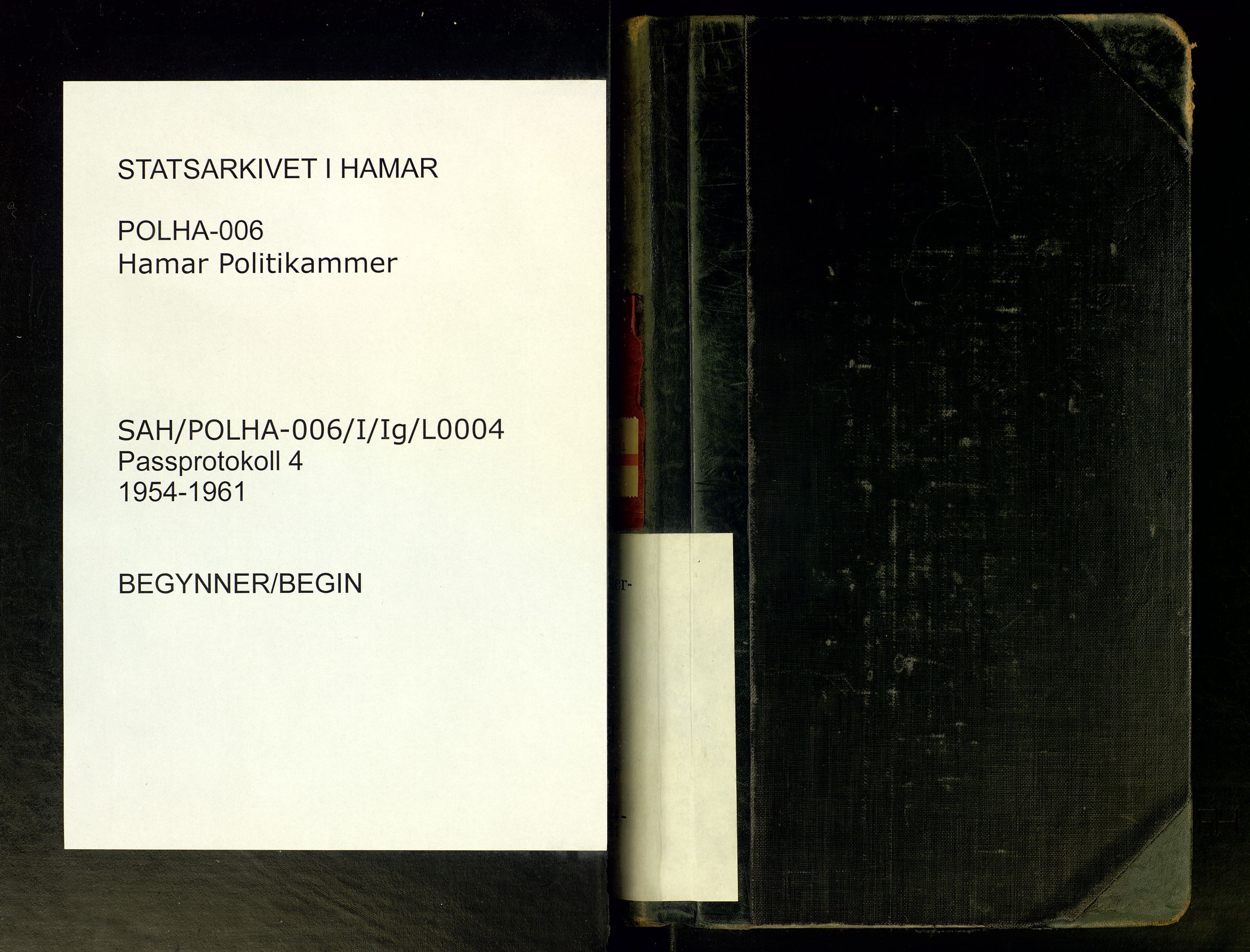 Hamar politimesterembete, SAH/POLHA-006/I/Ig/L0004: Utstedelse av pass, 1954-1961