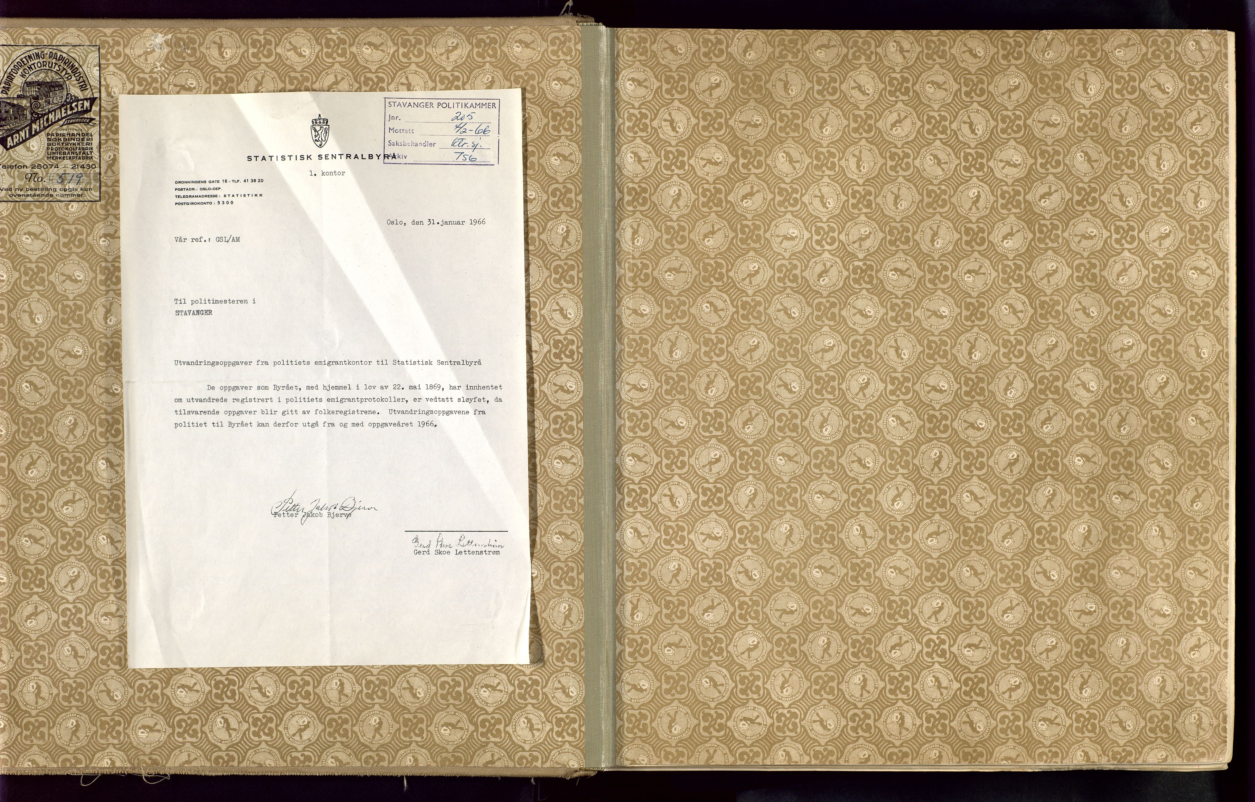 Stavanger politikammer, AV/SAST-A-100361/001/H/Hc/Hcc/L0002: Emigrantprotokoll, 1955-1970, s. 4