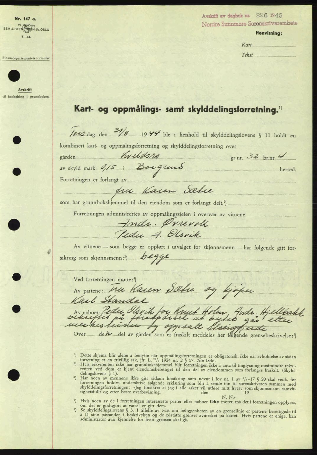 Nordre Sunnmøre sorenskriveri, SAT/A-0006/1/2/2C/2Ca: Pantebok nr. A19, 1944-1945, Dagboknr: 226/1945