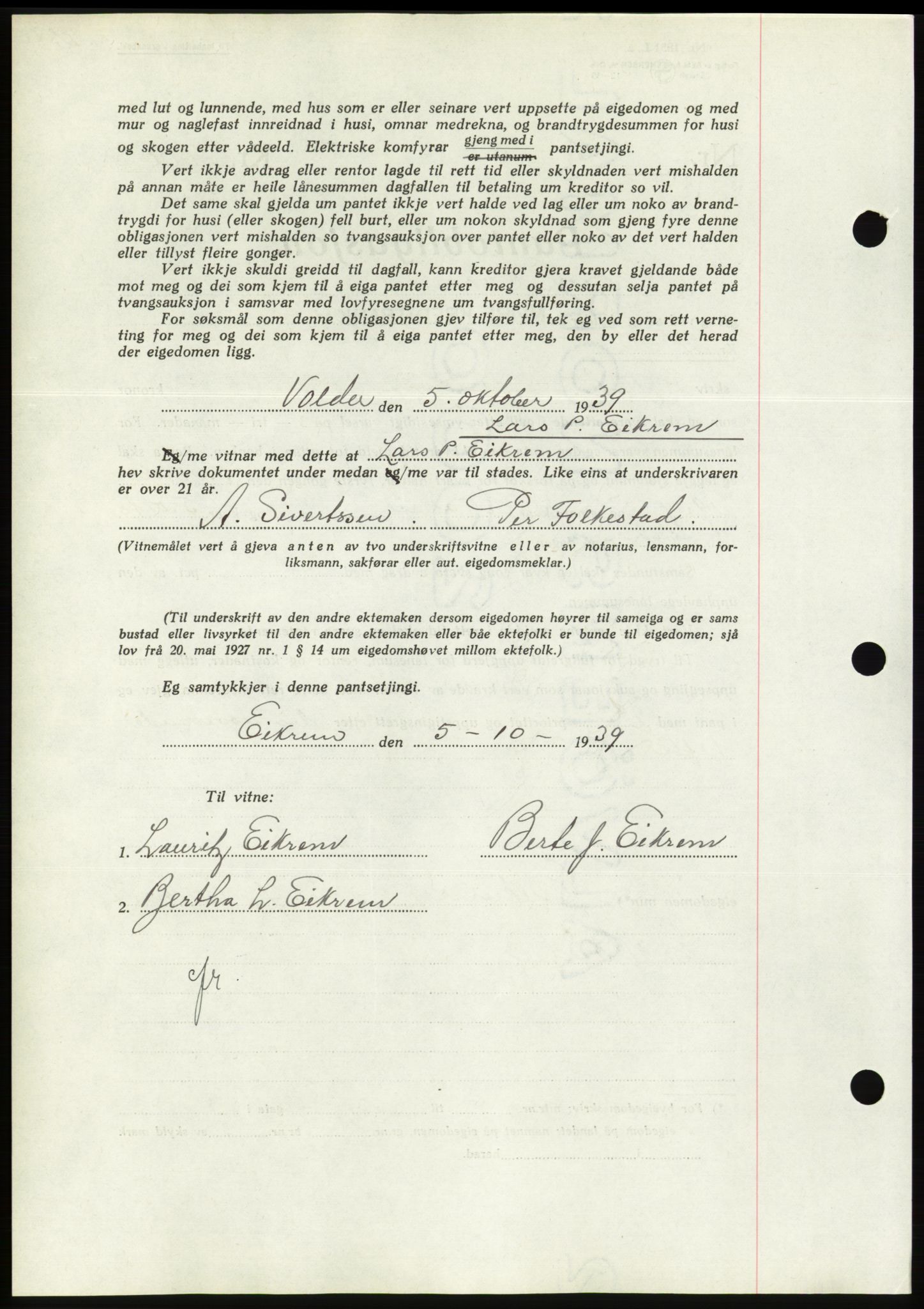 Søre Sunnmøre sorenskriveri, AV/SAT-A-4122/1/2/2C/L0069: Pantebok nr. 63, 1939-1940, Dagboknr: 1825/1939