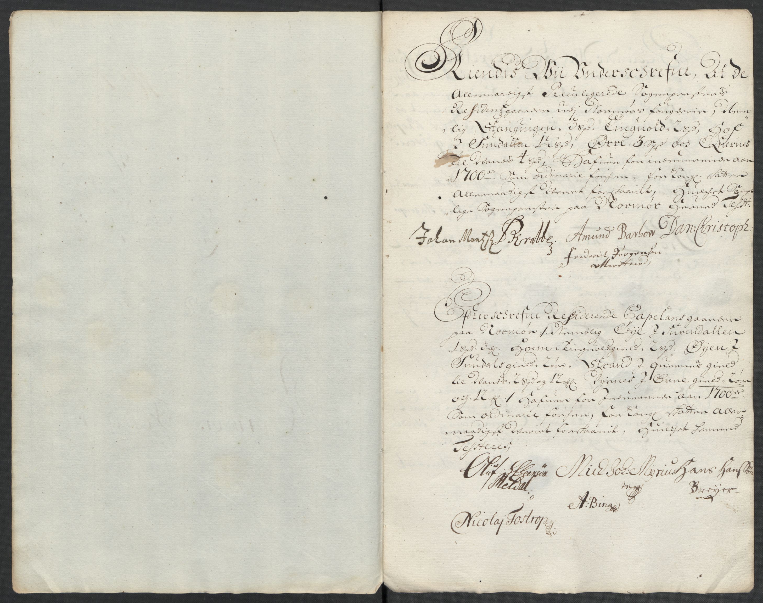 Rentekammeret inntil 1814, Reviderte regnskaper, Fogderegnskap, AV/RA-EA-4092/R56/L3739: Fogderegnskap Nordmøre, 1700-1702, s. 111