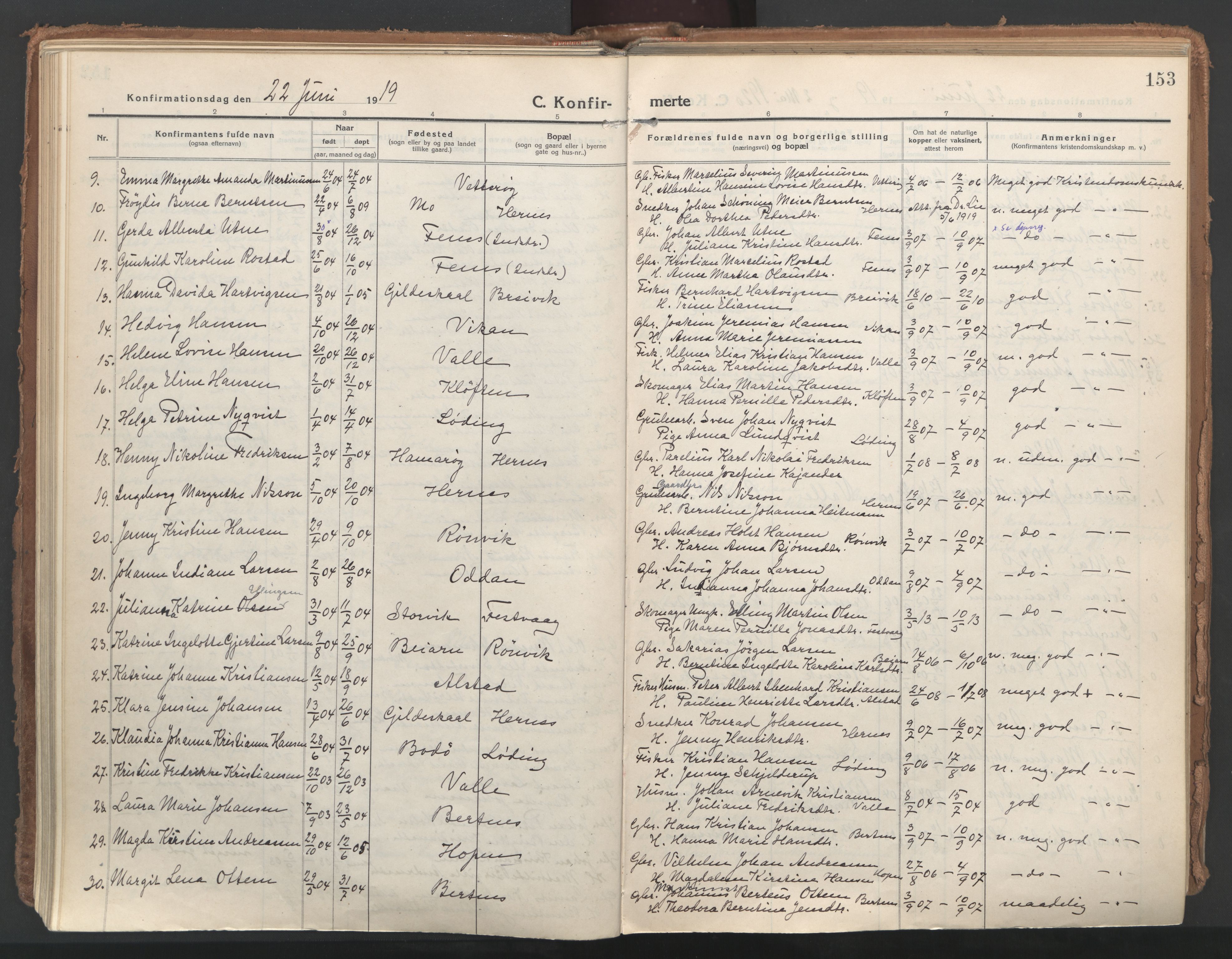 Ministerialprotokoller, klokkerbøker og fødselsregistre - Nordland, AV/SAT-A-1459/802/L0060: Ministerialbok nr. 802A07, 1916-1933, s. 153