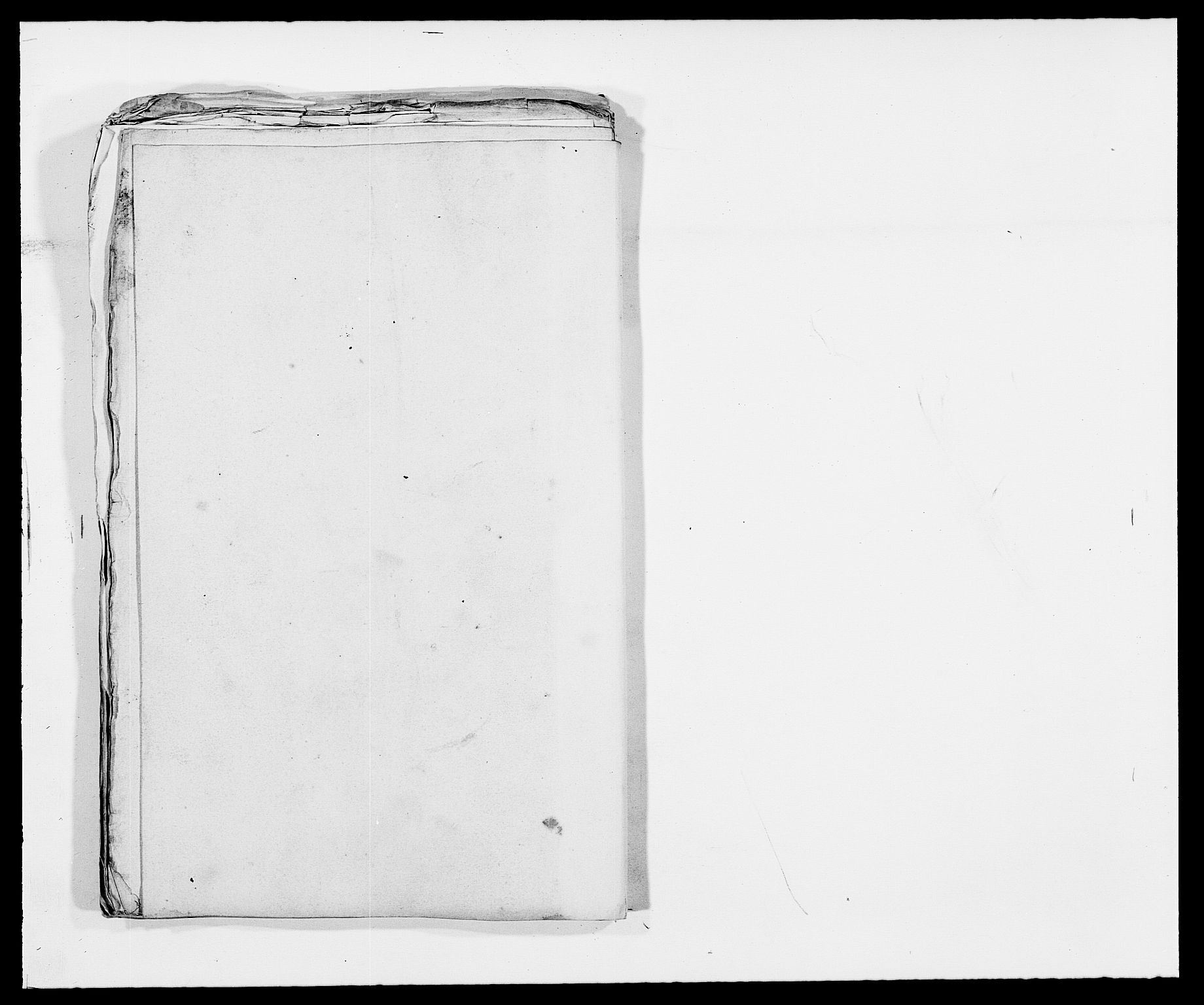 Rentekammeret inntil 1814, Reviderte regnskaper, Fogderegnskap, AV/RA-EA-4092/R32/L1850: Fogderegnskap Jarlsberg grevskap, 1681, s. 303