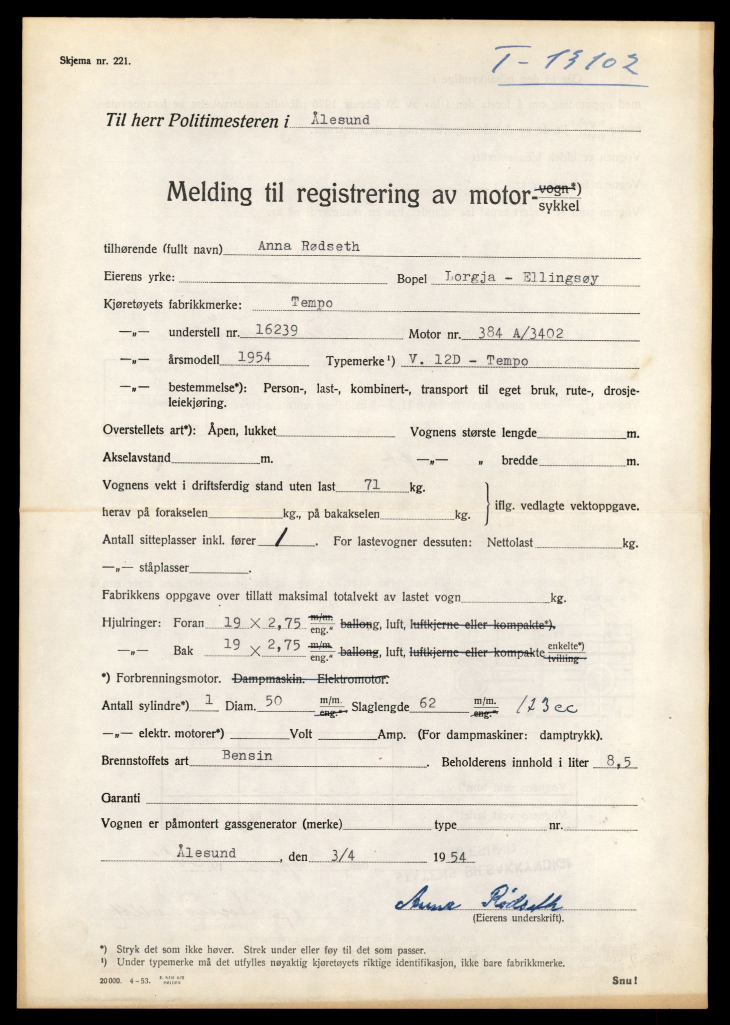 Møre og Romsdal vegkontor - Ålesund trafikkstasjon, AV/SAT-A-4099/F/Fe/L0037: Registreringskort for kjøretøy T 13031 - T 13179, 1927-1998, s. 1446