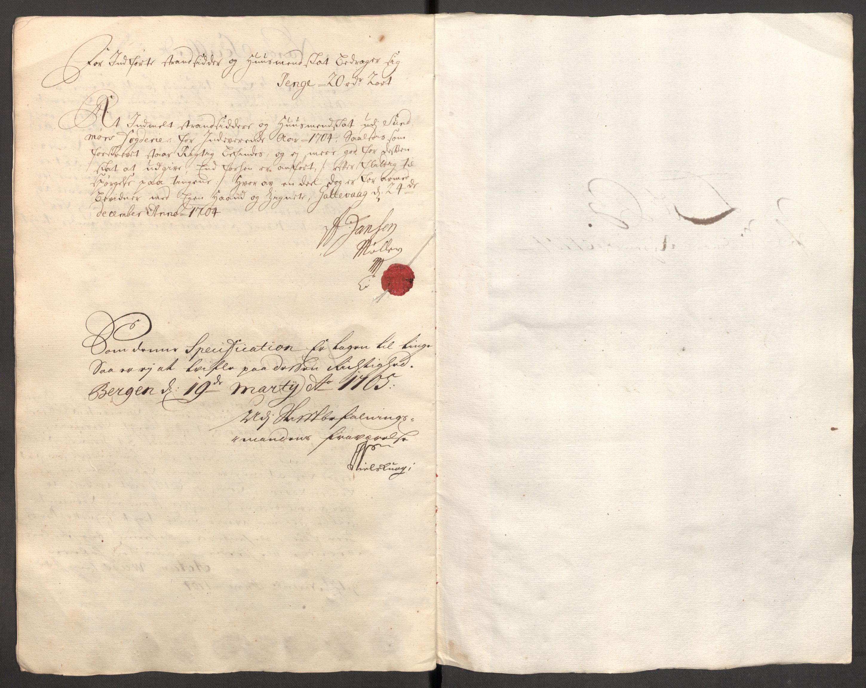 Rentekammeret inntil 1814, Reviderte regnskaper, Fogderegnskap, RA/EA-4092/R54/L3560: Fogderegnskap Sunnmøre, 1704-1705, s. 34