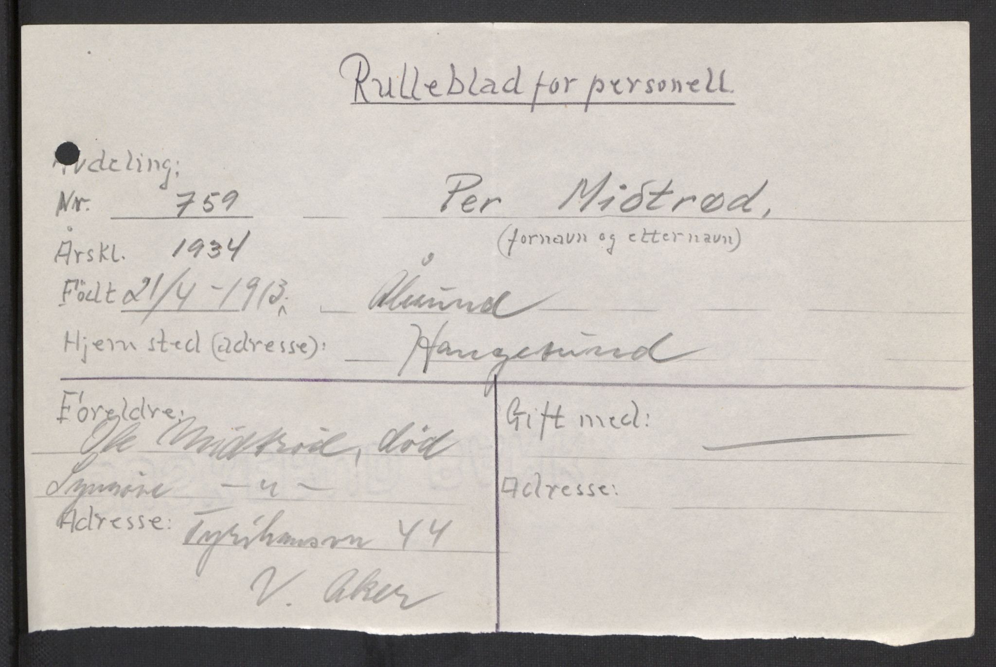 Forsvaret, Forsvarets krigshistoriske avdeling, AV/RA-RAFA-2017/Y/Yb/L0104: II-C-11-430  -  4. Divisjon., 1940, s. 700