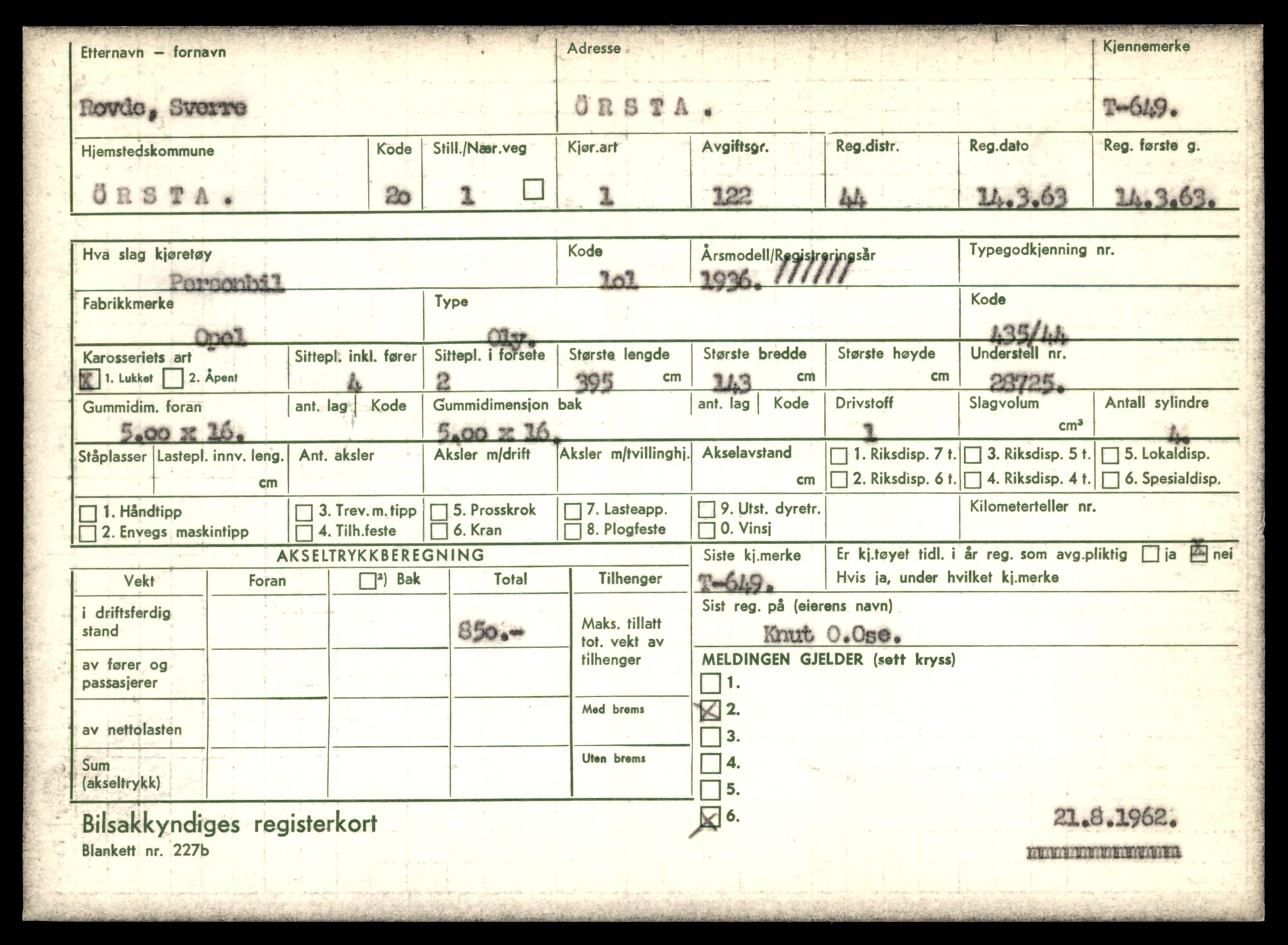 Møre og Romsdal vegkontor - Ålesund trafikkstasjon, AV/SAT-A-4099/F/Fe/L0006: Registreringskort for kjøretøy T 547 - T 650, 1927-1998, s. 3111