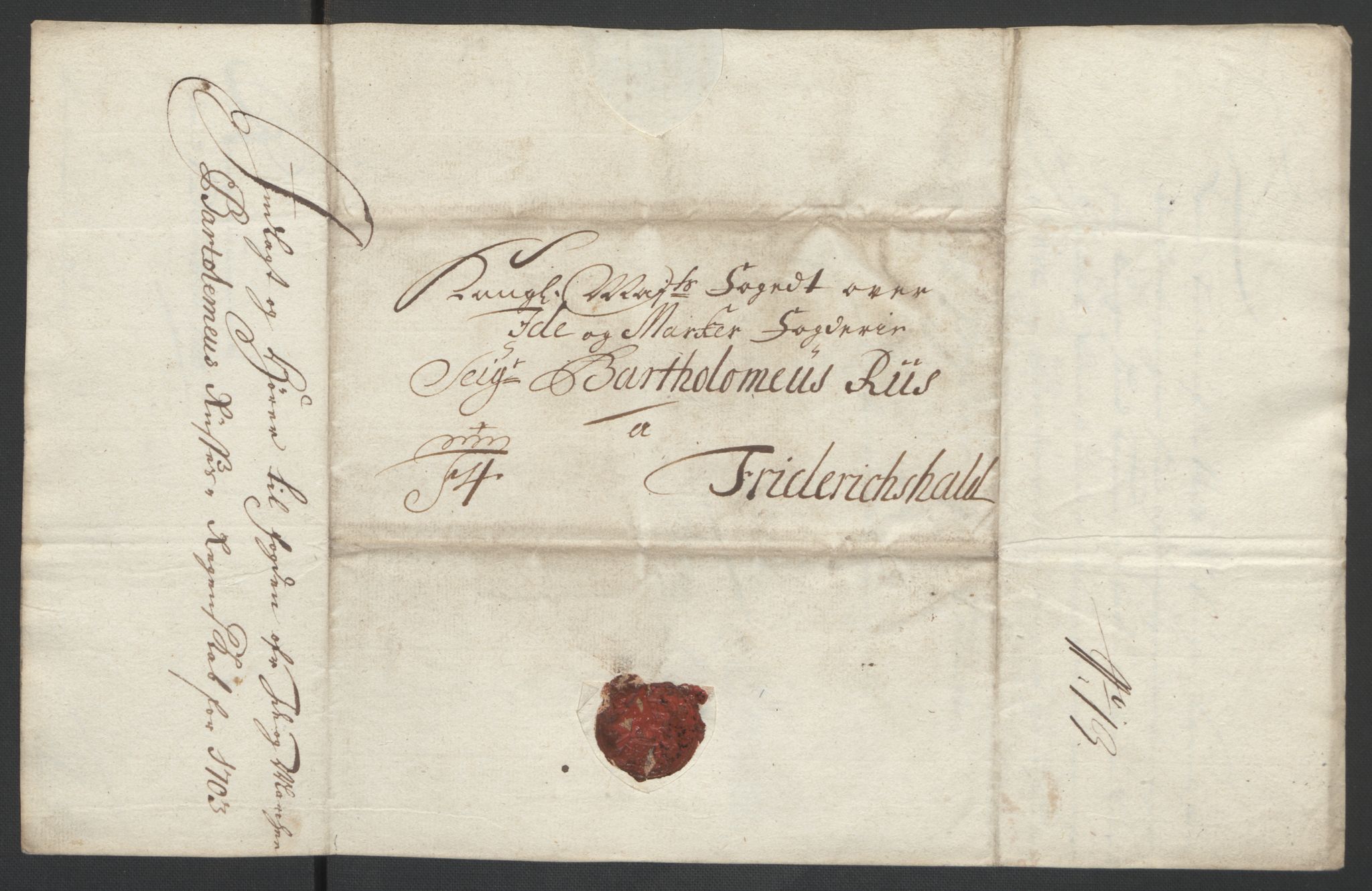 Rentekammeret inntil 1814, Reviderte regnskaper, Fogderegnskap, RA/EA-4092/R01/L0016: Fogderegnskap Idd og Marker, 1702-1703, s. 381