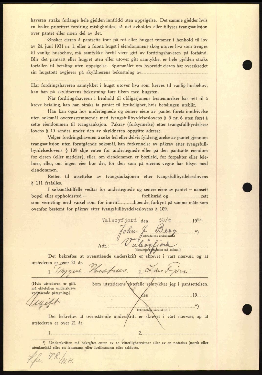 Nordmøre sorenskriveri, AV/SAT-A-4132/1/2/2Ca: Pantebok nr. B92, 1944-1945, Dagboknr: 1367/1944