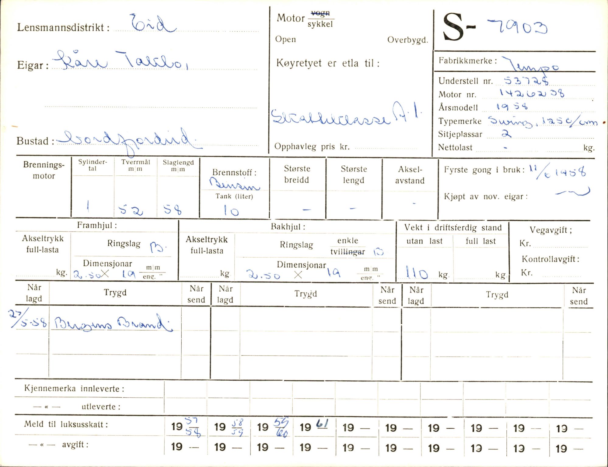 Statens vegvesen, Sogn og Fjordane vegkontor, AV/SAB-A-5301/4/F/L0005: Registerkort utmeldte Fjordane S7900-8299, 1930-1961, s. 8