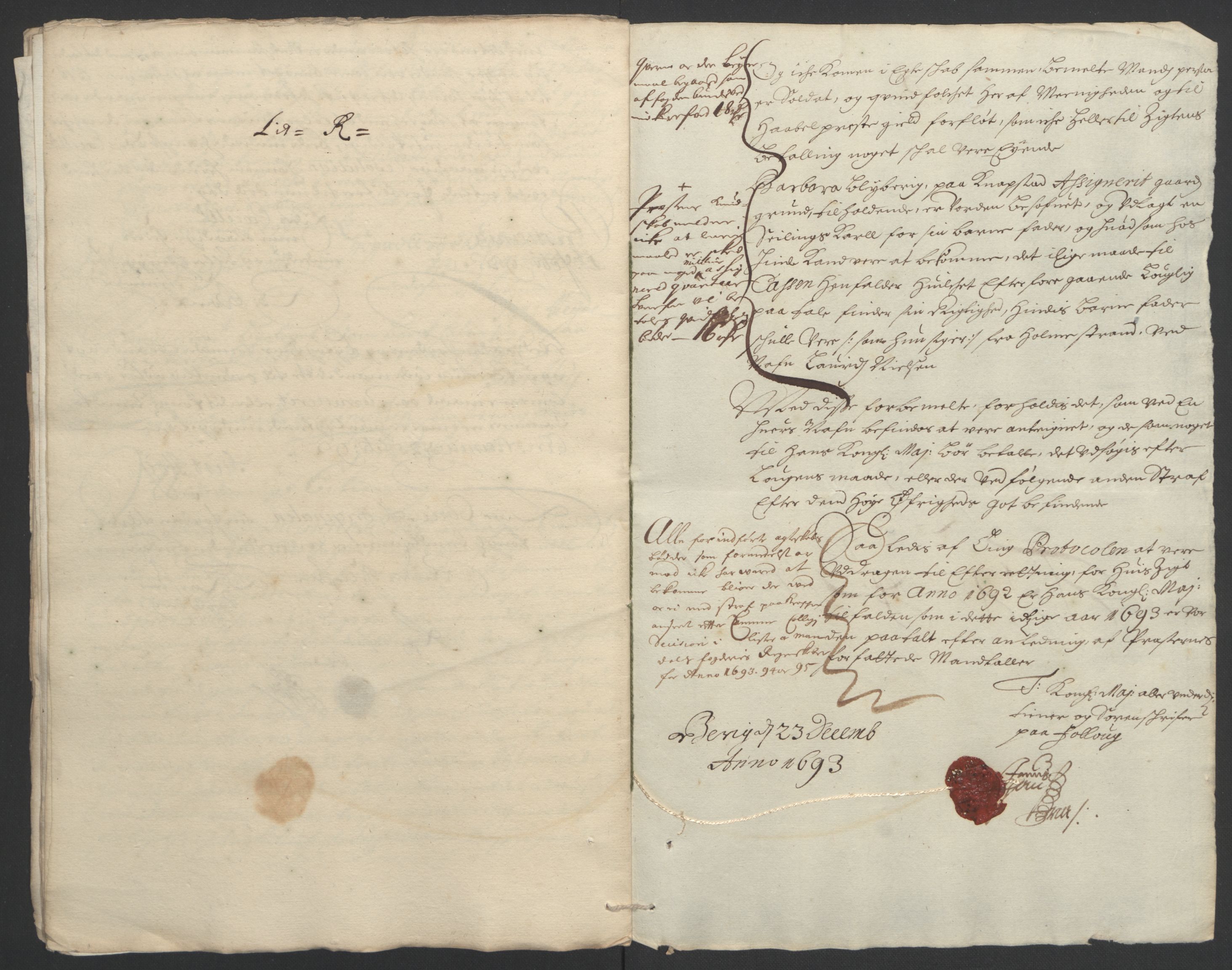 Rentekammeret inntil 1814, Reviderte regnskaper, Fogderegnskap, RA/EA-4092/R09/L0437: Fogderegnskap Follo, 1692-1693, s. 248