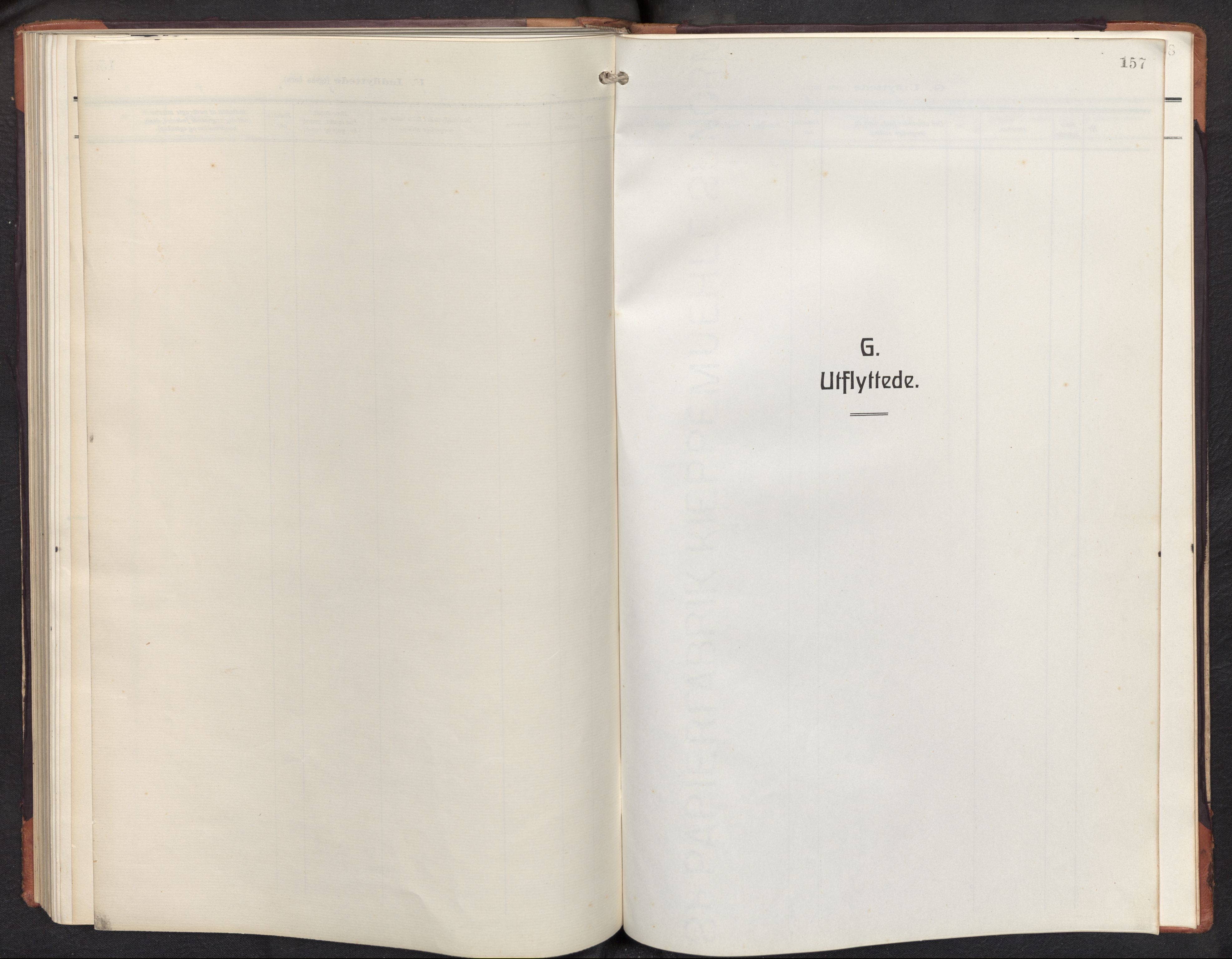 Aurland sokneprestembete, SAB/A-99937/H/Hb/Hbd/L0003: Klokkerbok nr. D 3, 1920-1968, s. 156b-157a