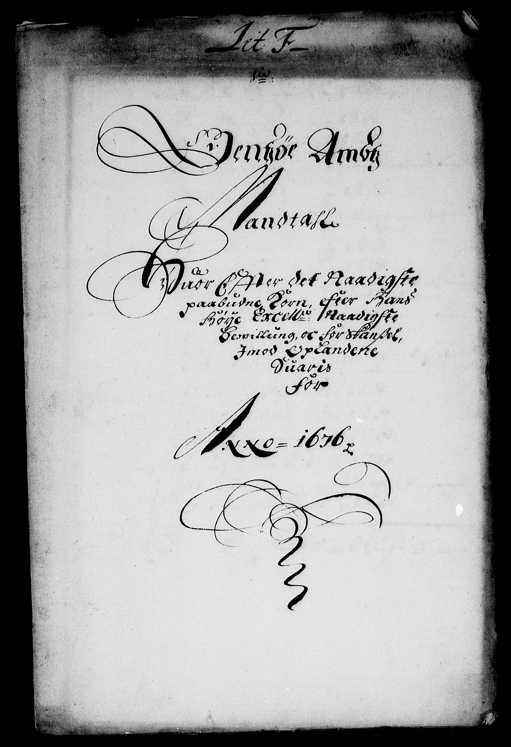 Rentekammeret inntil 1814, Reviderte regnskaper, Stiftamtstueregnskaper, Landkommissariatet på Akershus og Akershus stiftamt, AV/RA-EA-5869/R/Rb/L0122: Akershus stiftamt, 1676