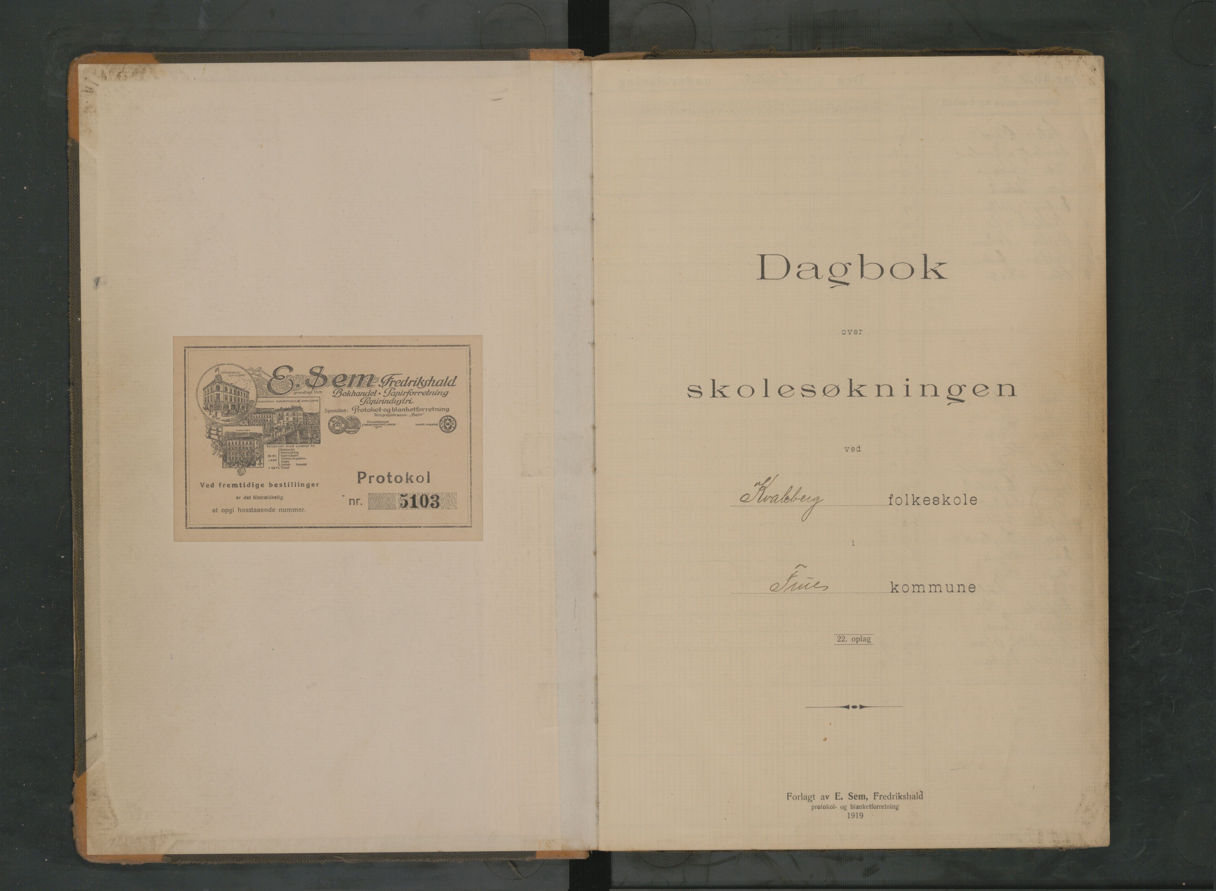 Hetland kommune. Kvaleberg skole, BYST/A-0145/G/Ga/L0015: Klassedagbok, 1920-1946