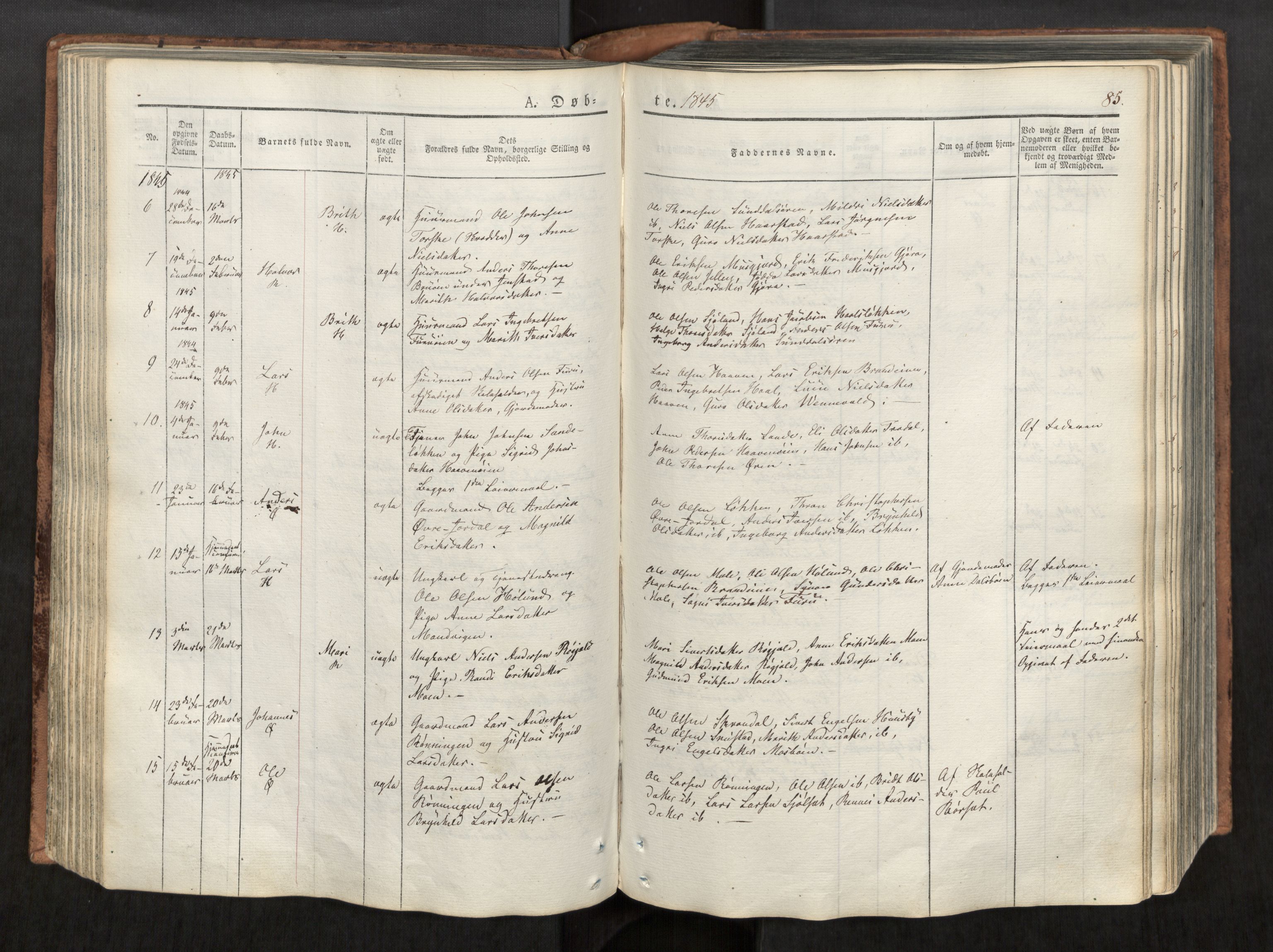 Ministerialprotokoller, klokkerbøker og fødselsregistre - Møre og Romsdal, AV/SAT-A-1454/590/L1012: Ministerialbok nr. 590A04, 1832-1846, s. 85