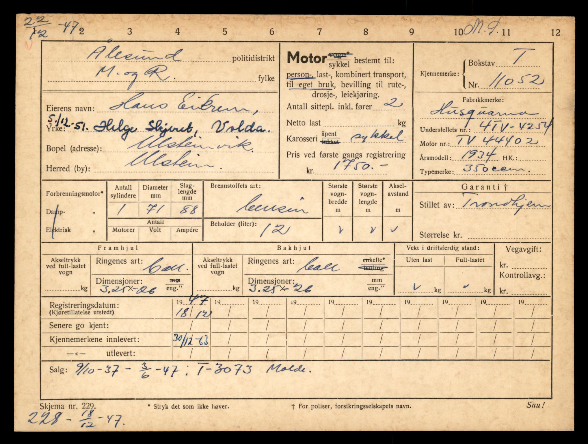 Møre og Romsdal vegkontor - Ålesund trafikkstasjon, AV/SAT-A-4099/F/Fe/L0026: Registreringskort for kjøretøy T 11046 - T 11160, 1927-1998, s. 147