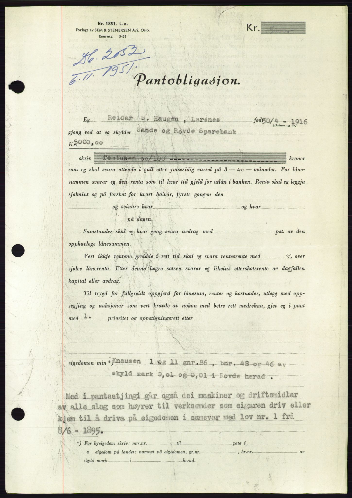 Søre Sunnmøre sorenskriveri, AV/SAT-A-4122/1/2/2C/L0120: Pantebok nr. 8B, 1951-1951, Dagboknr: 2052/1951