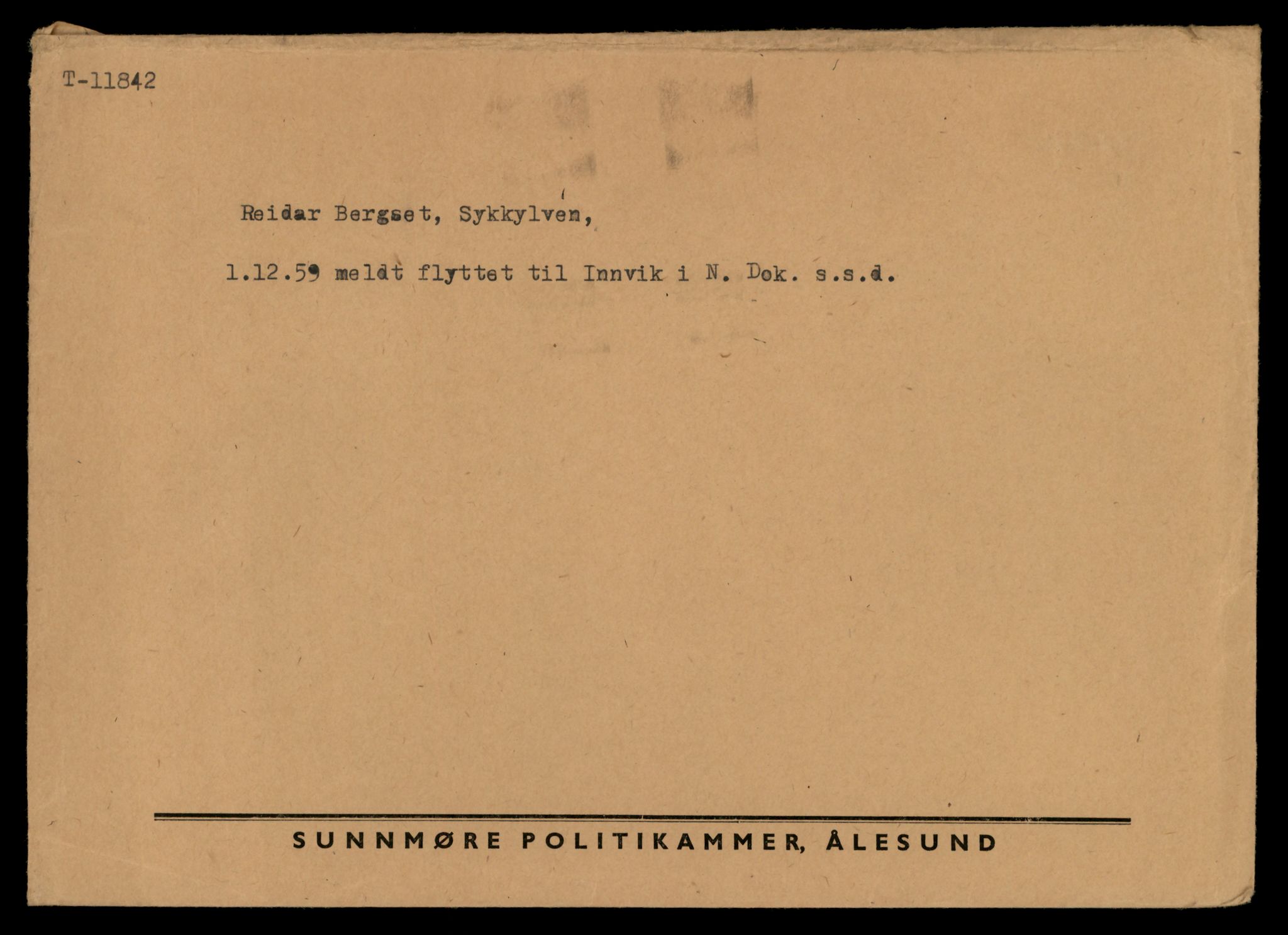 Møre og Romsdal vegkontor - Ålesund trafikkstasjon, AV/SAT-A-4099/F/Fe/L0031: Registreringskort for kjøretøy T 11800 - T 11996, 1927-1998, s. 777