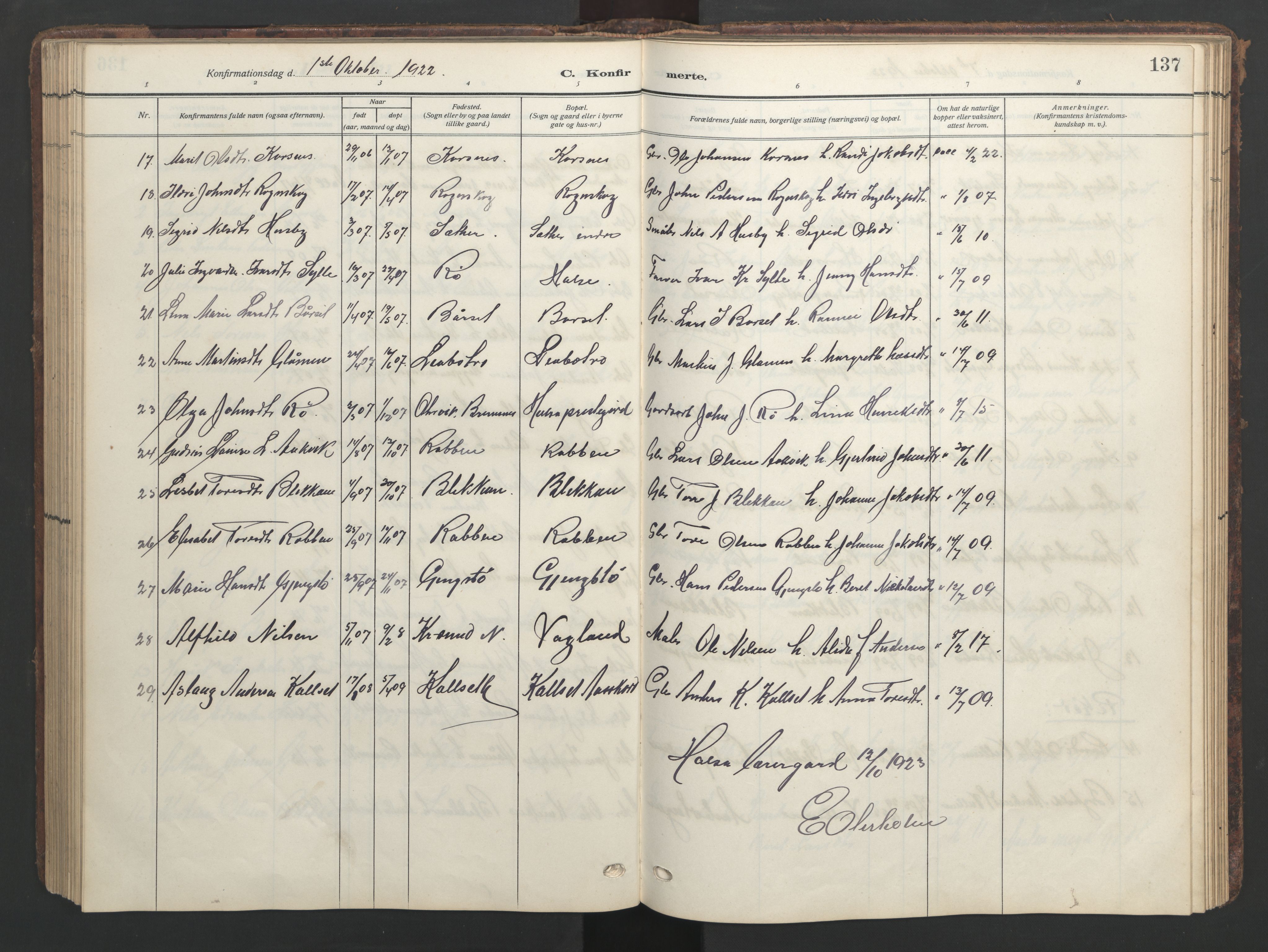 Ministerialprotokoller, klokkerbøker og fødselsregistre - Møre og Romsdal, AV/SAT-A-1454/576/L0891: Klokkerbok nr. 576C02, 1909-1946, s. 137