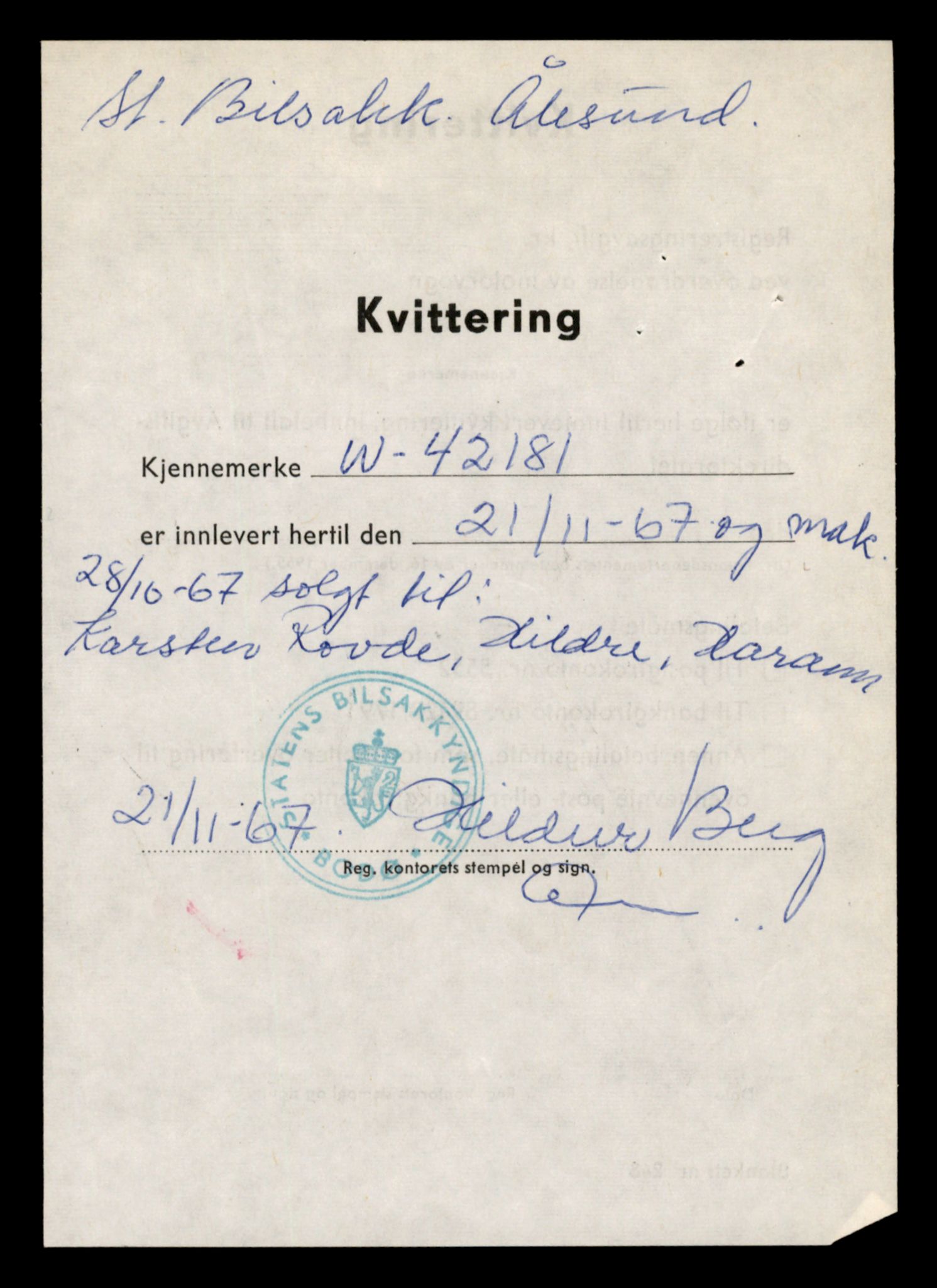 Møre og Romsdal vegkontor - Ålesund trafikkstasjon, AV/SAT-A-4099/F/Fe/L0040: Registreringskort for kjøretøy T 13531 - T 13709, 1927-1998, s. 2567