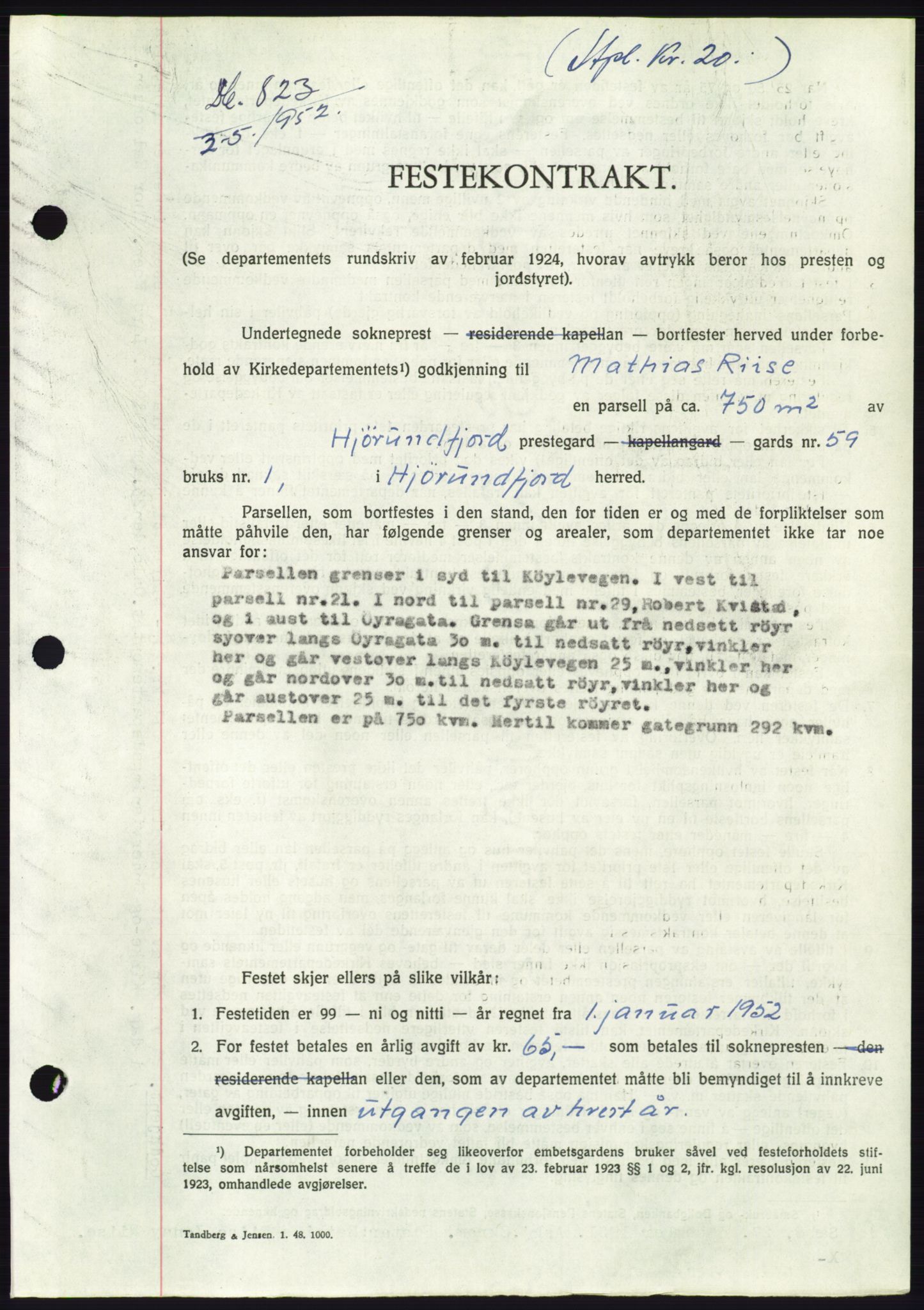 Søre Sunnmøre sorenskriveri, AV/SAT-A-4122/1/2/2C/L0092: Pantebok nr. 18A, 1952-1952, Dagboknr: 823/1952