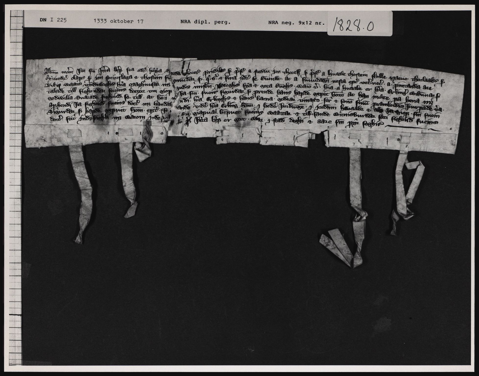 Riksarkivets diplomsamling, AV/RA-EA-5965/F01/F01a/L0031: Dokumenter, 1333, s. 9