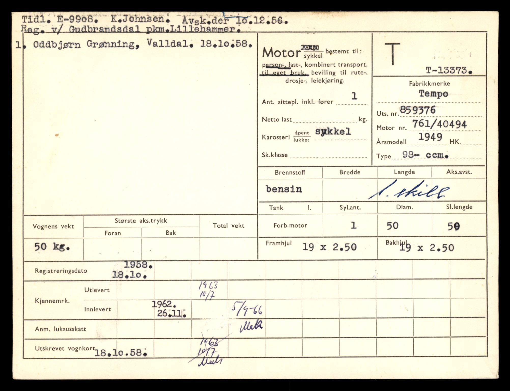 Møre og Romsdal vegkontor - Ålesund trafikkstasjon, AV/SAT-A-4099/F/Fe/L0039: Registreringskort for kjøretøy T 13361 - T 13530, 1927-1998, s. 201