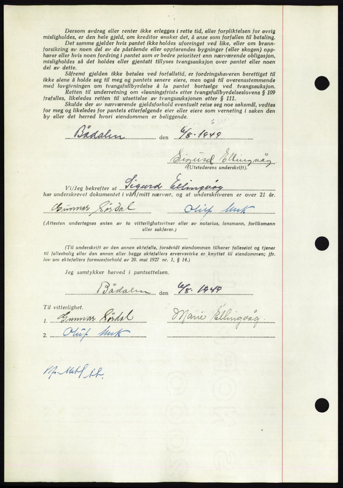 Nordmøre sorenskriveri, AV/SAT-A-4132/1/2/2Ca: Pantebok nr. B102, 1949-1949, Dagboknr: 2215/1949