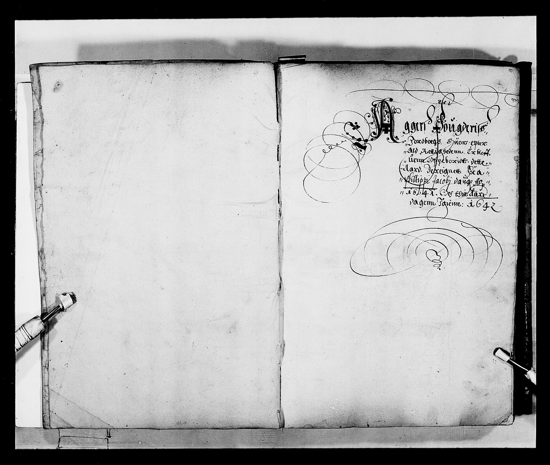 Stattholderembetet 1572-1771, RA/EA-2870/Ek/L0019/0001: Jordebøker 1633-1658 / Jordebøker for Akershus len, 1642, s. 4