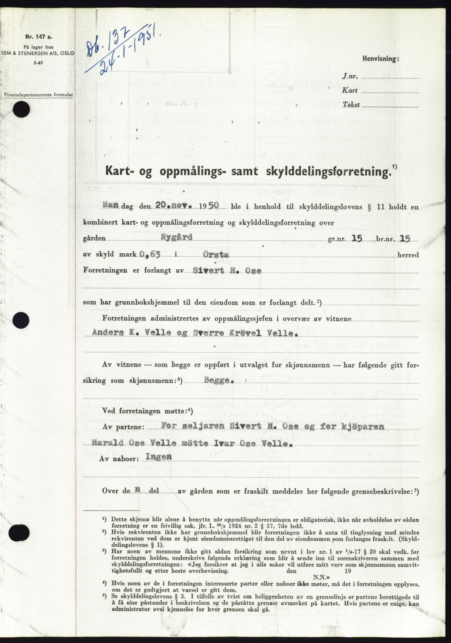 Søre Sunnmøre sorenskriveri, SAT/A-4122/1/2/2C/L0088: Pantebok nr. 14A, 1950-1951, Dagboknr: 137/1951