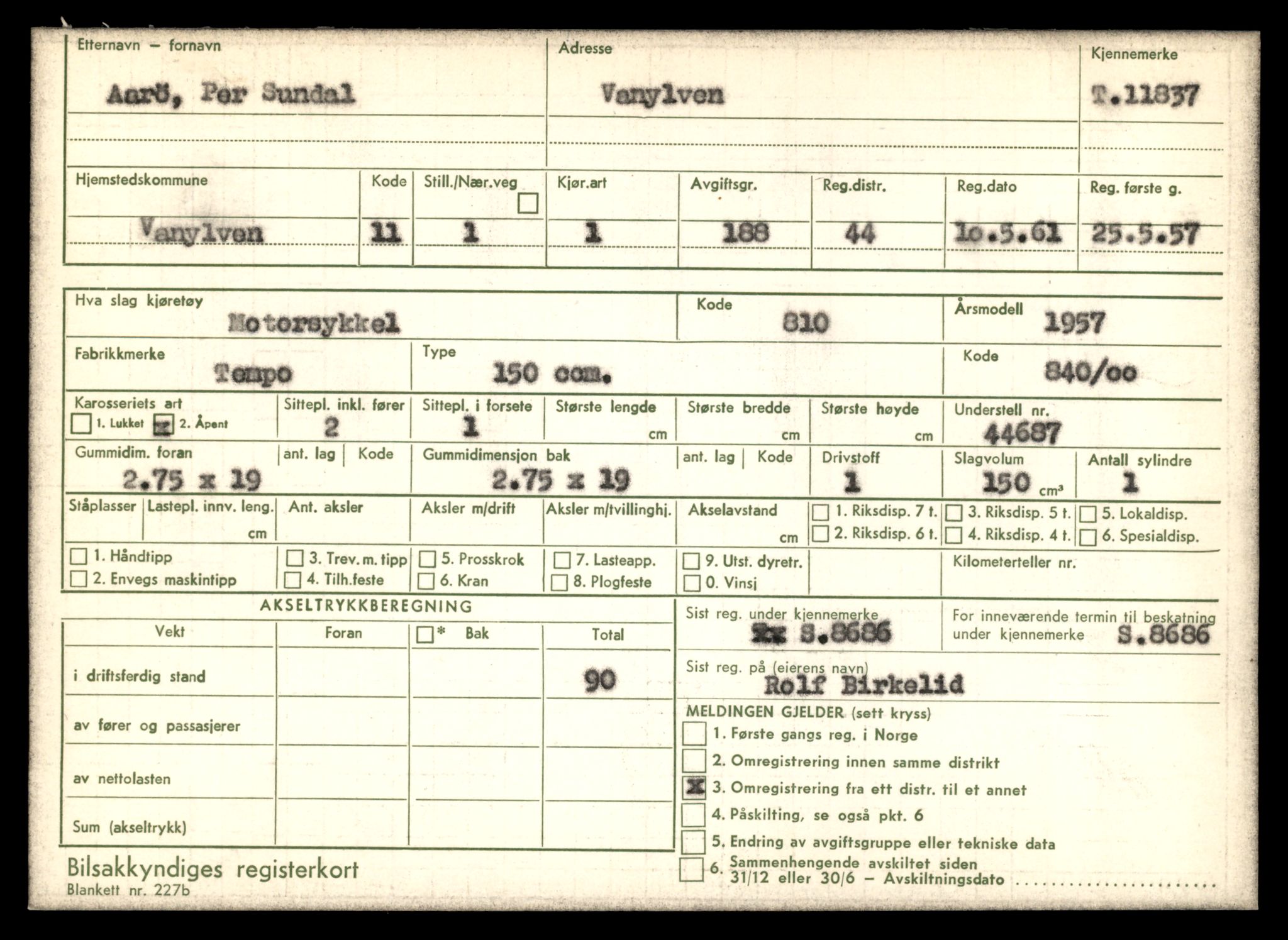 Møre og Romsdal vegkontor - Ålesund trafikkstasjon, AV/SAT-A-4099/F/Fe/L0031: Registreringskort for kjøretøy T 11800 - T 11996, 1927-1998, s. 729